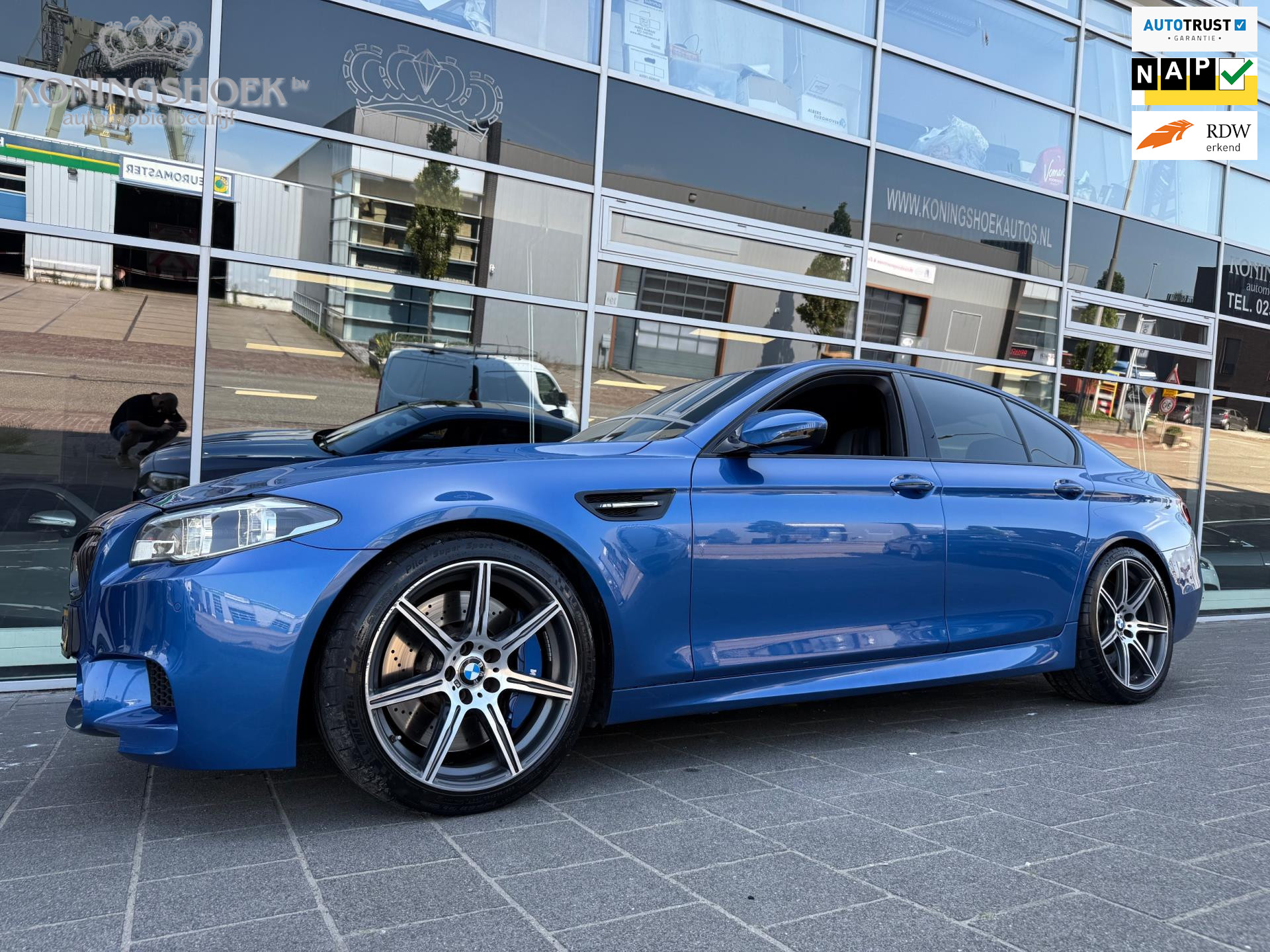 BMW M5 M5 Competition Package 2015 - voorkant