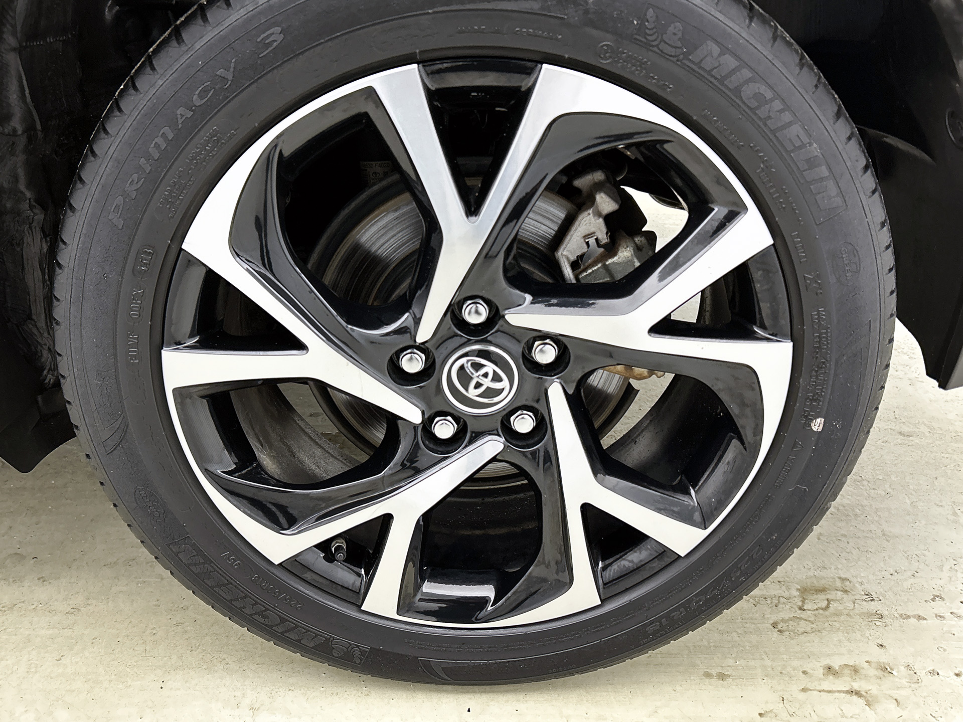 Foto van Toyota Toyota C-hr
