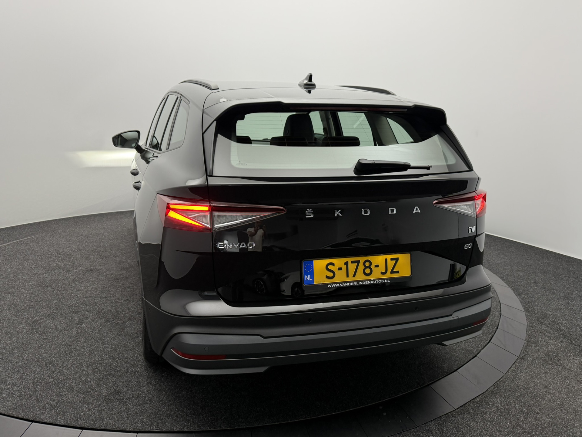 Foto van Skoda Enyaq 60