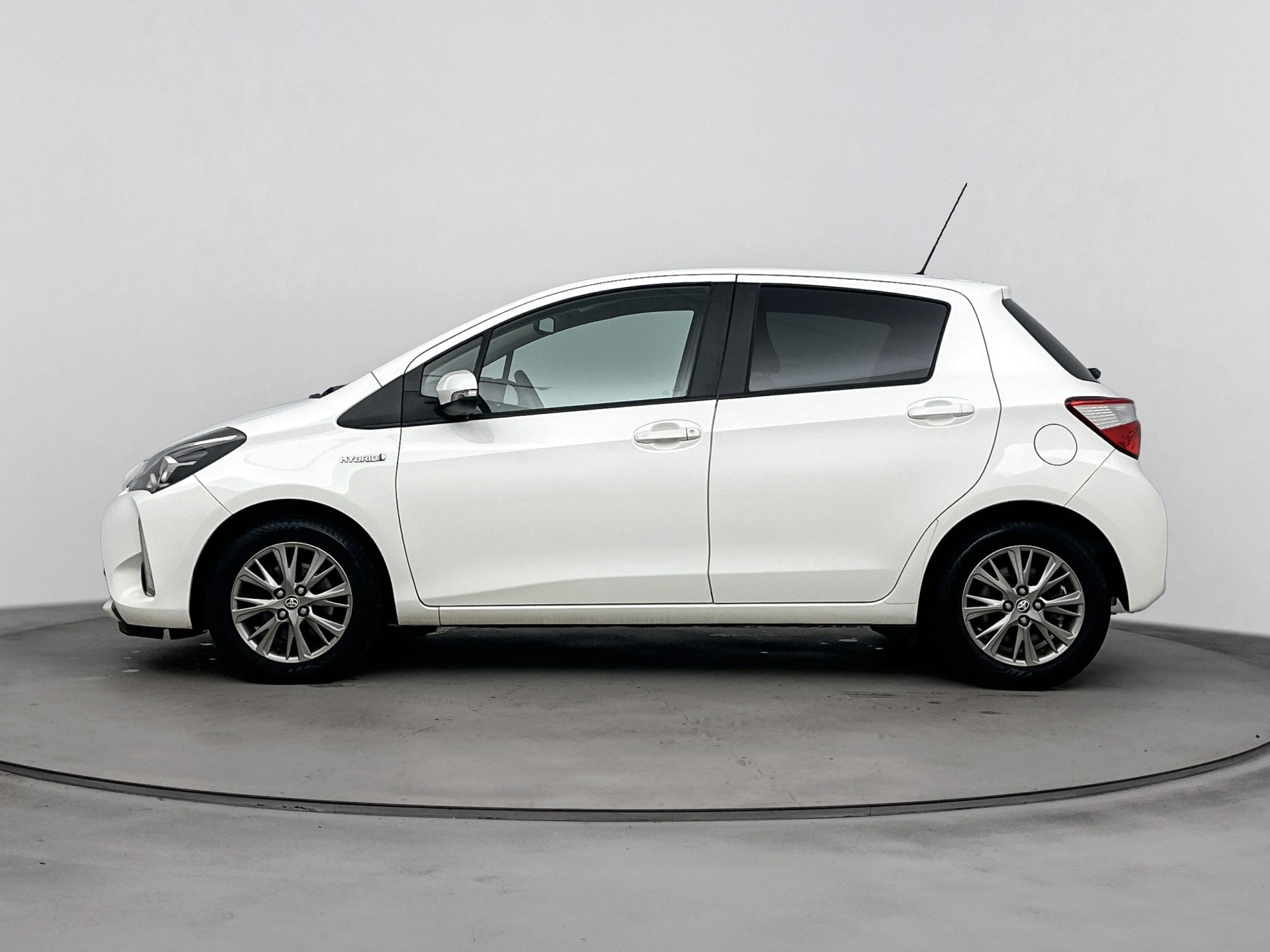 Foto van Toyota Toyota Yaris Hybrid