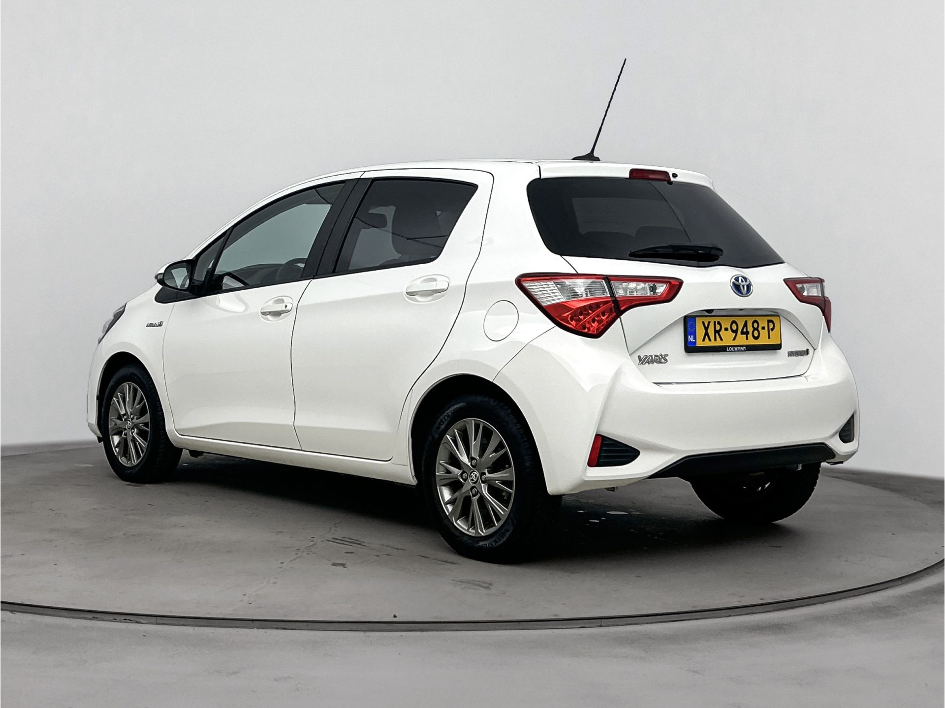 Foto van Toyota Toyota Yaris Hybrid