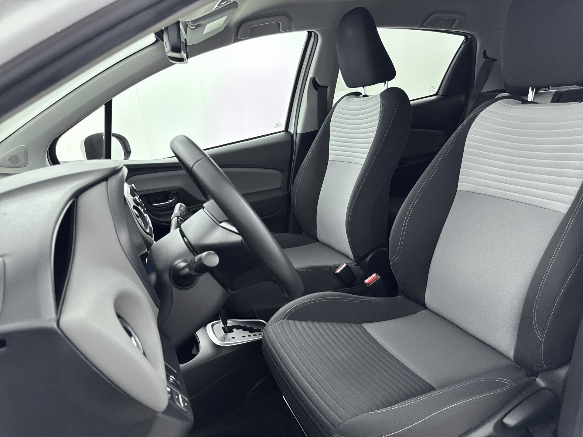 Foto van Toyota Toyota Yaris Hybrid