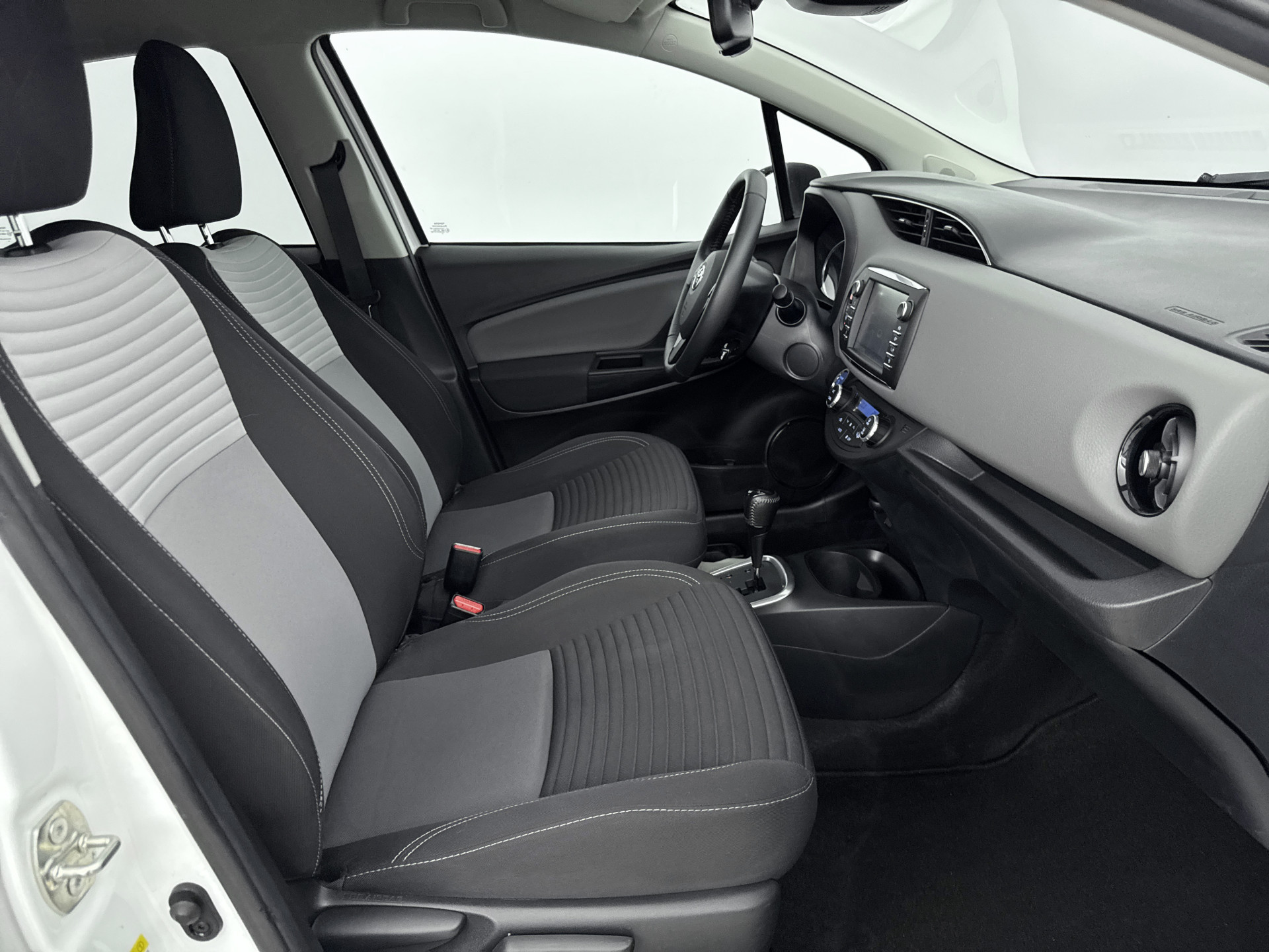 Foto van Toyota Toyota Yaris Hybrid