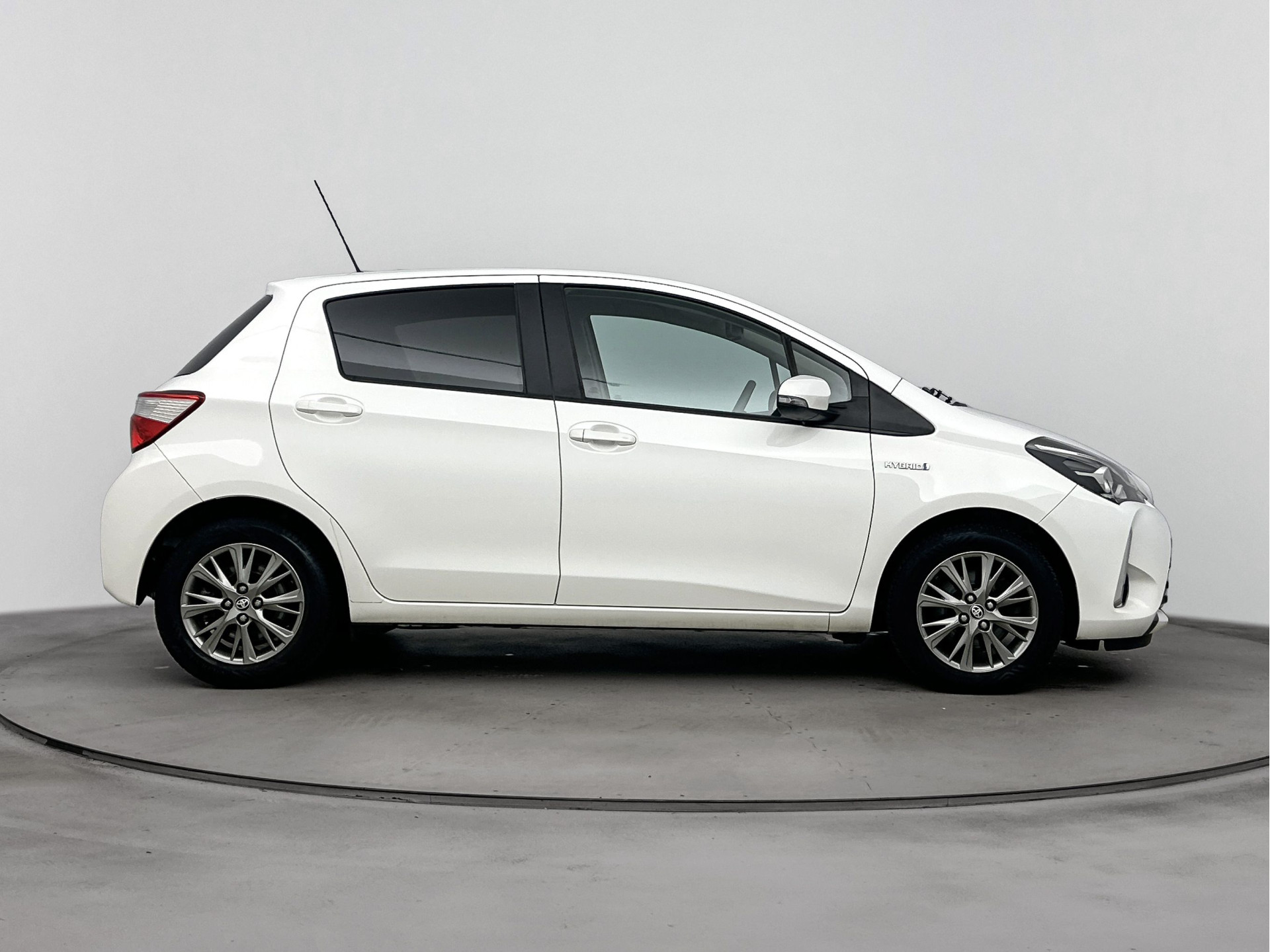 Foto van Toyota Toyota Yaris Hybrid