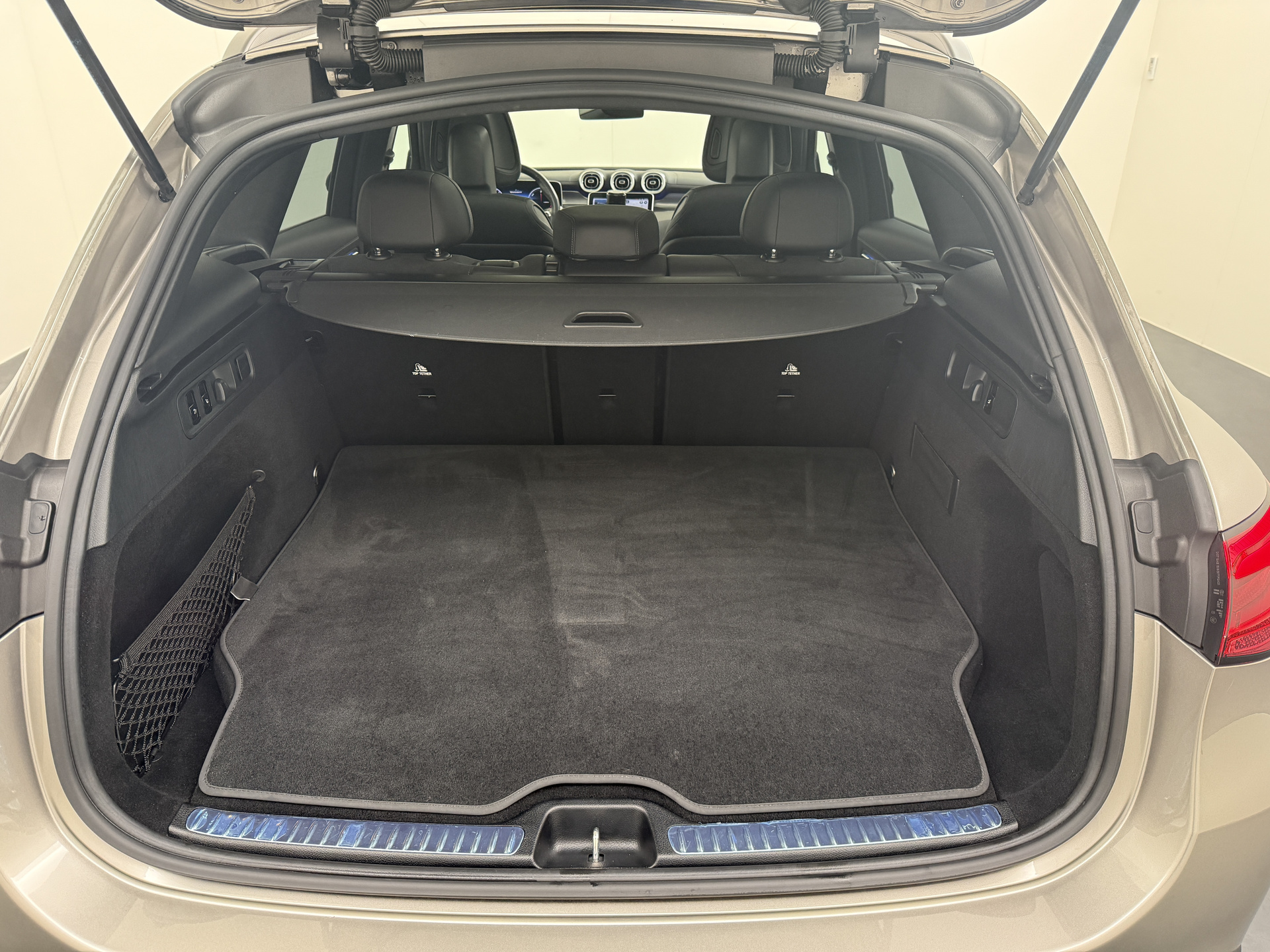 Foto van Mercedes-Benz GLC 400 E 4Matic