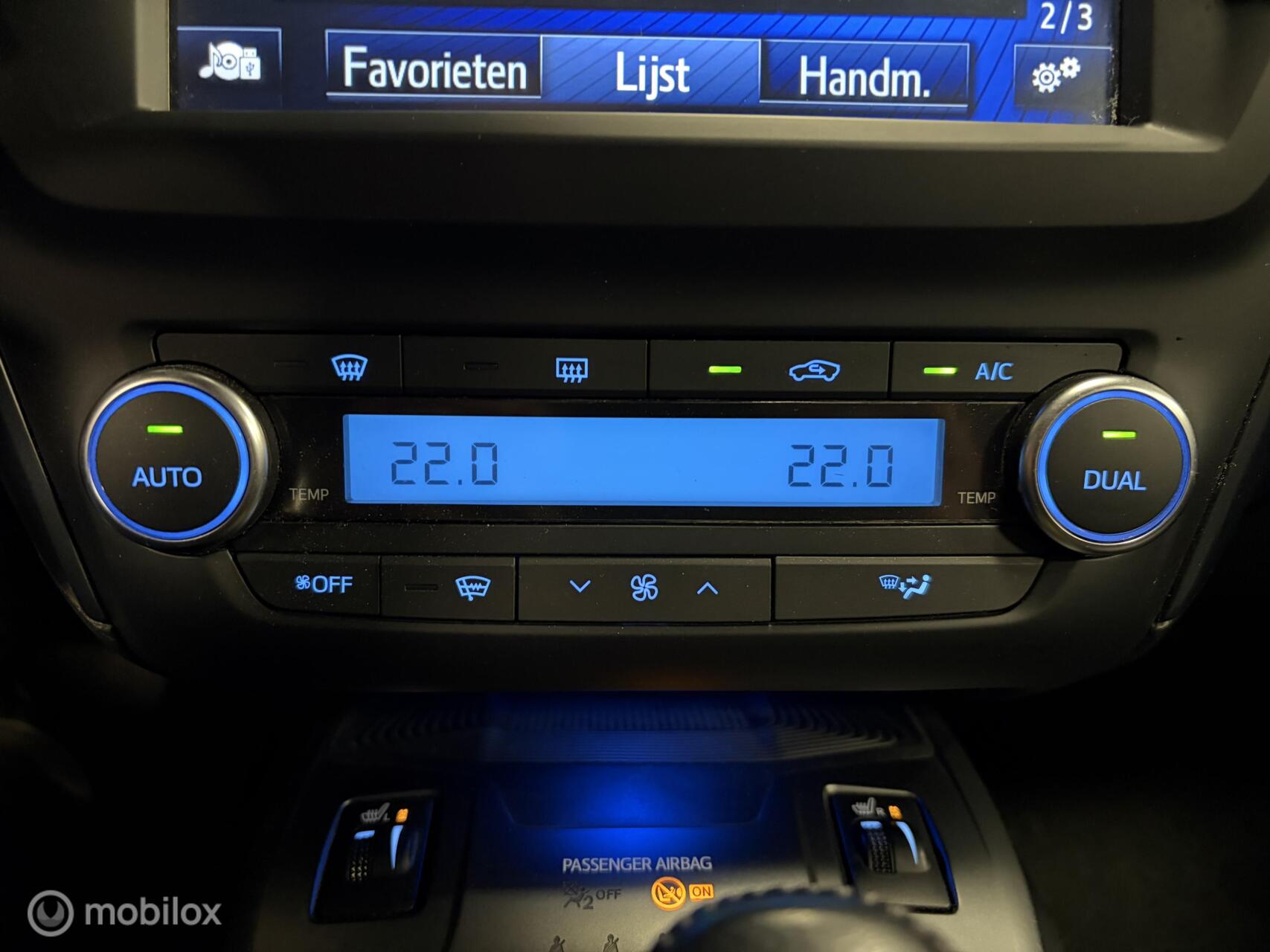 Foto van Toyota Avensis Touring Sports