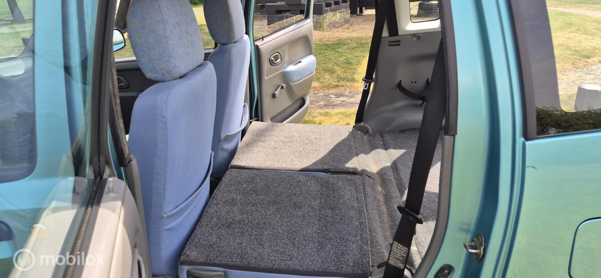 Foto van Suzuki Wagon R
