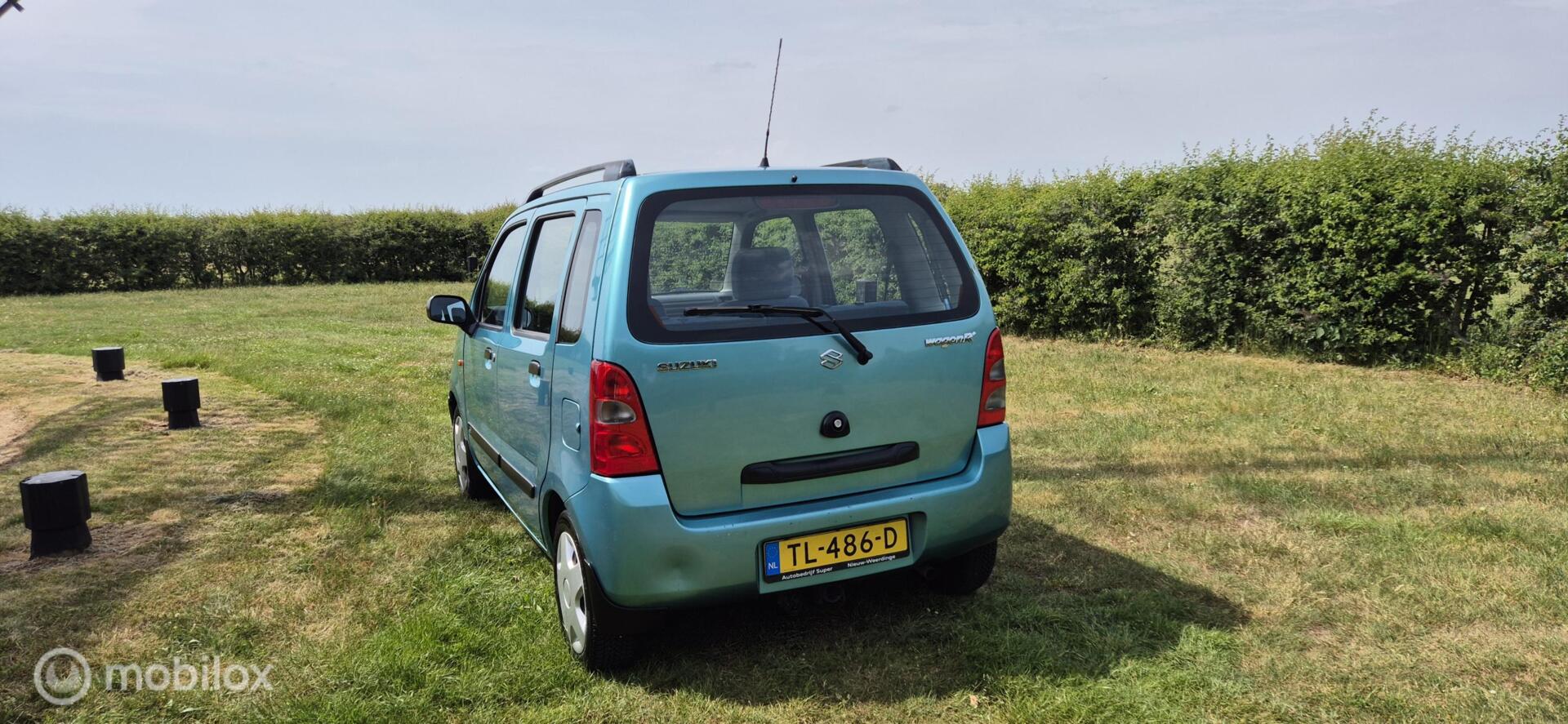 Foto van Suzuki Wagon R