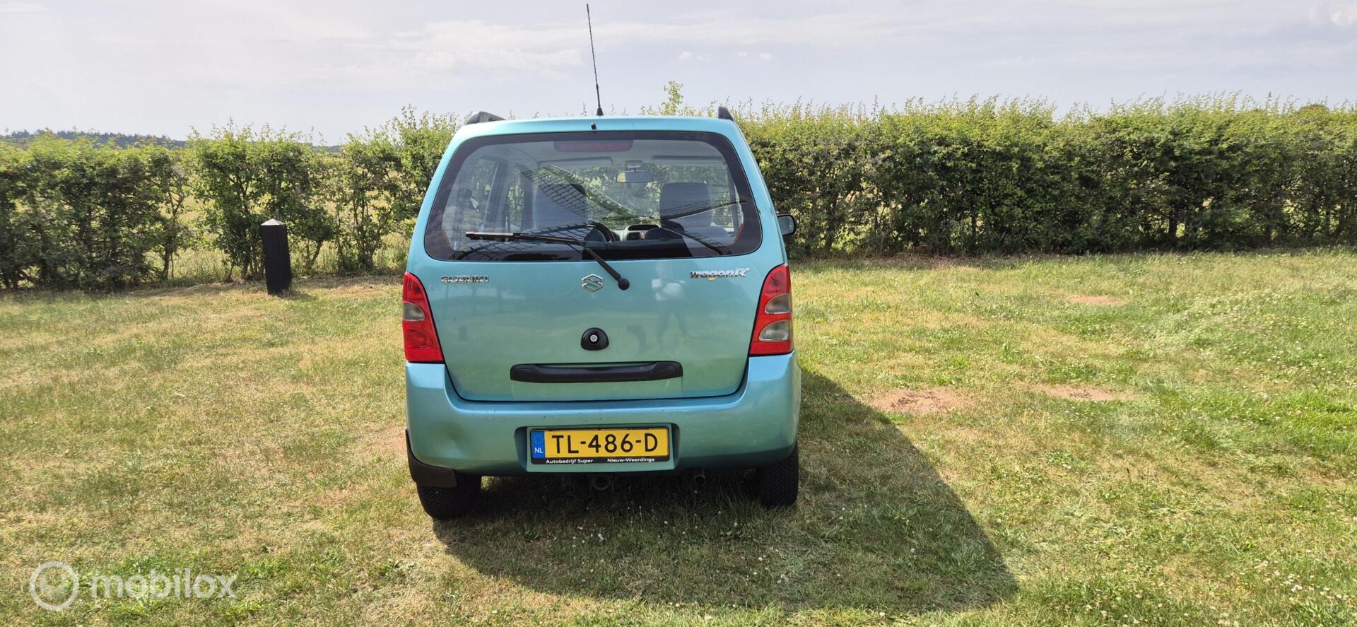 Foto van Suzuki Wagon R