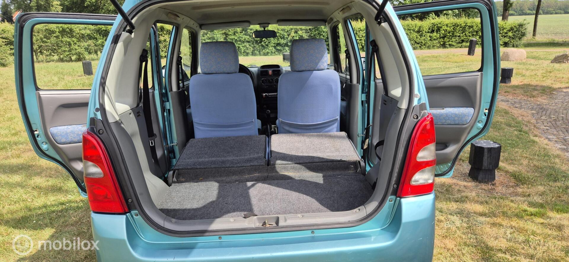 Foto van Suzuki Wagon R