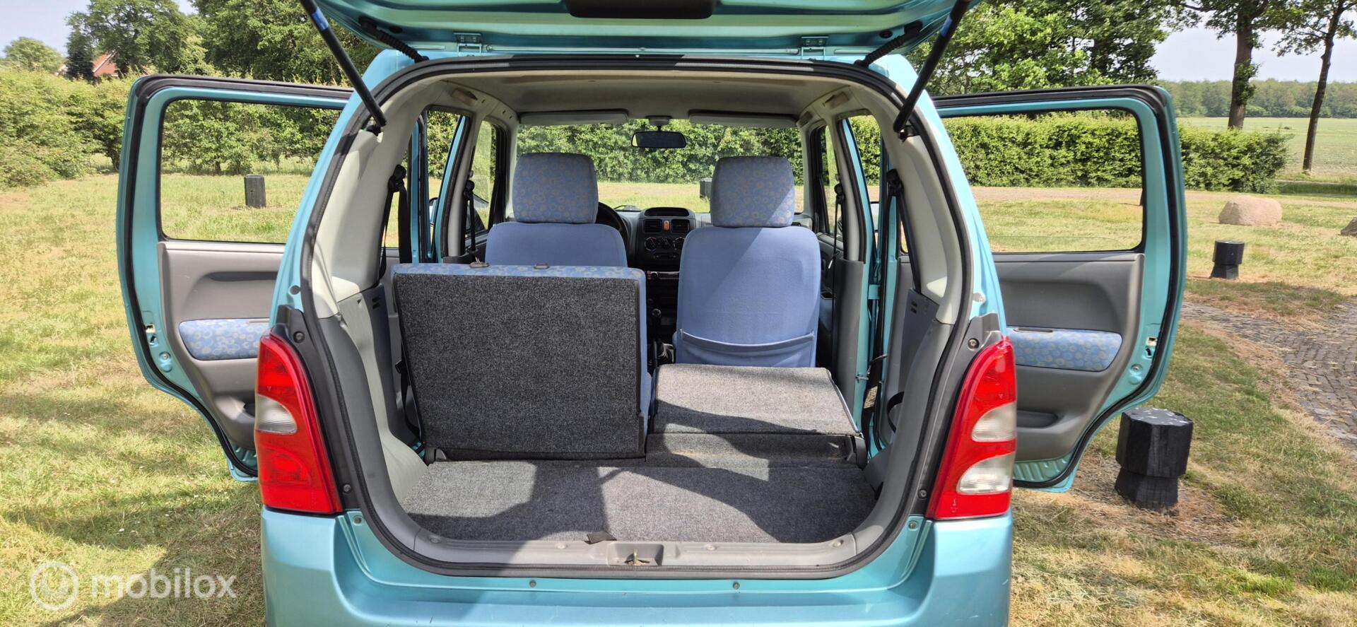 Foto van Suzuki Wagon R