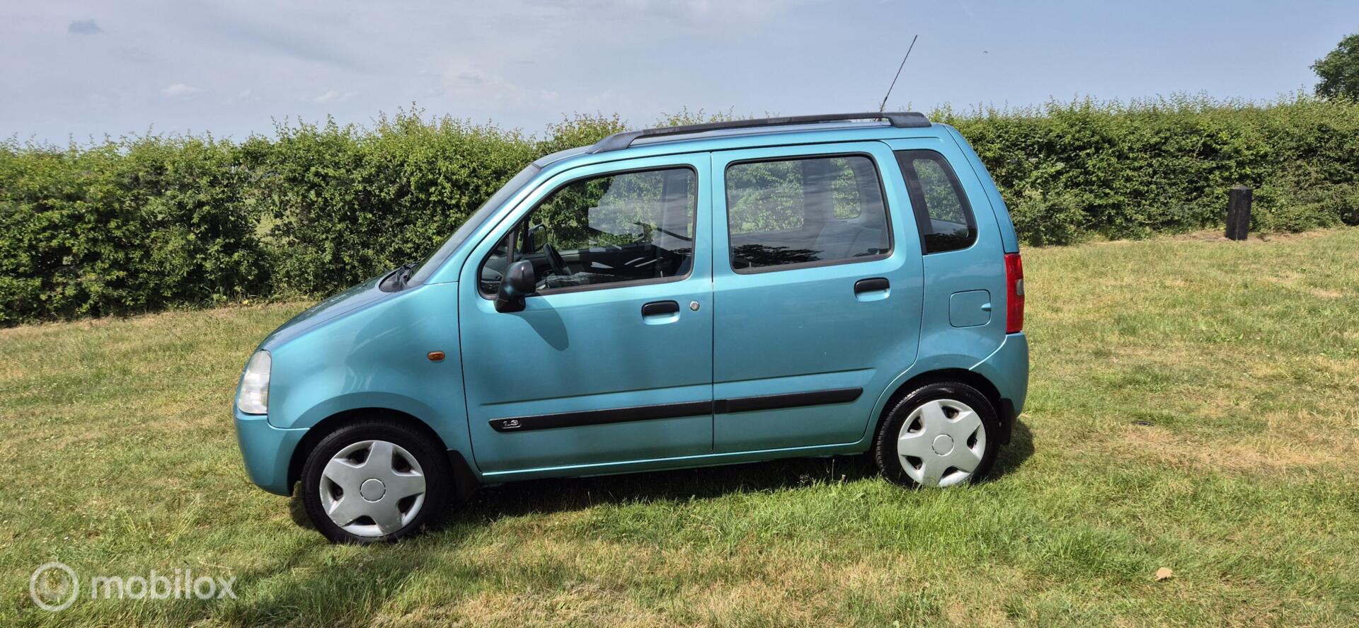Foto van Suzuki Wagon R