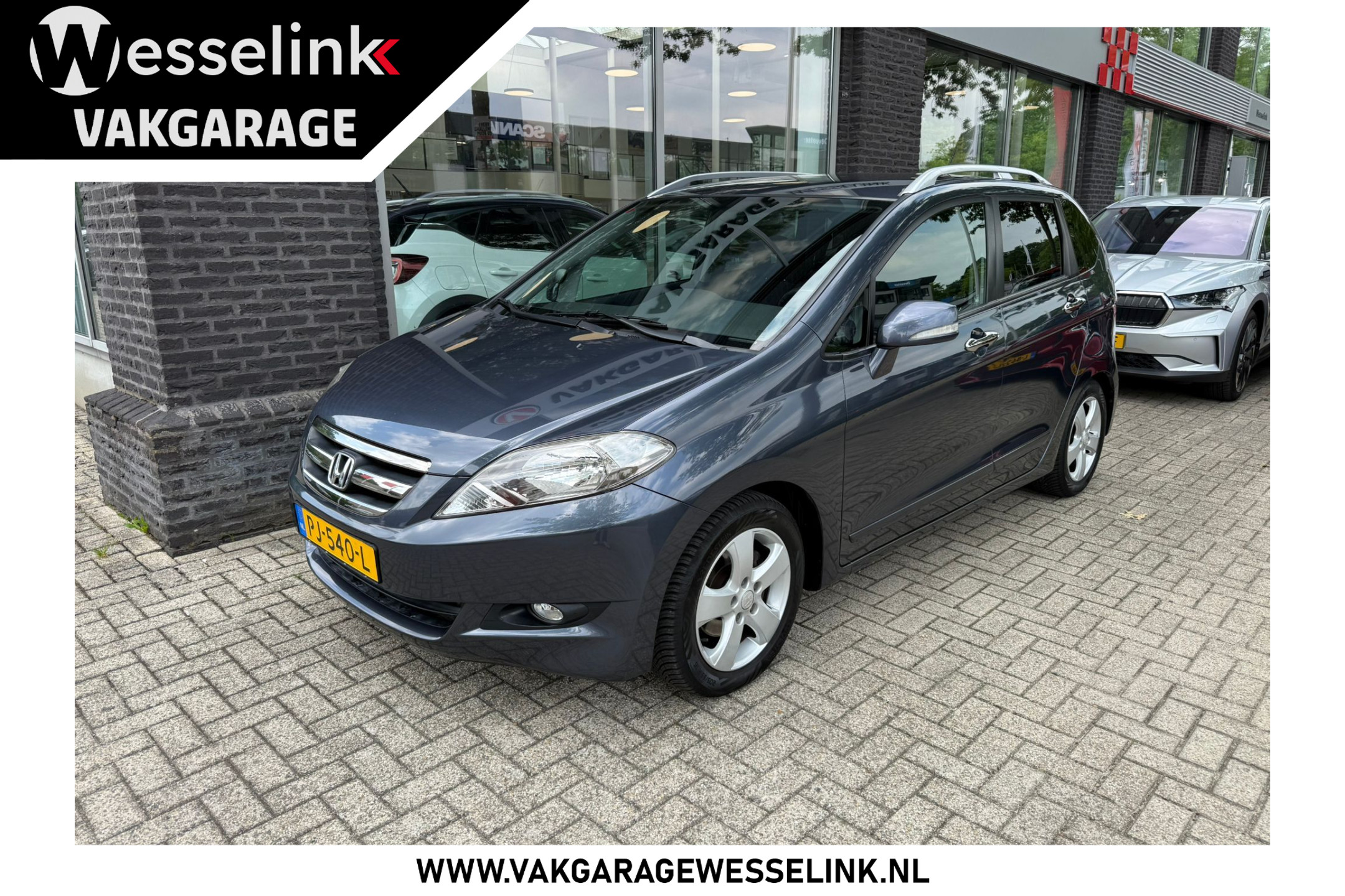 Foto van HONDA FR-V