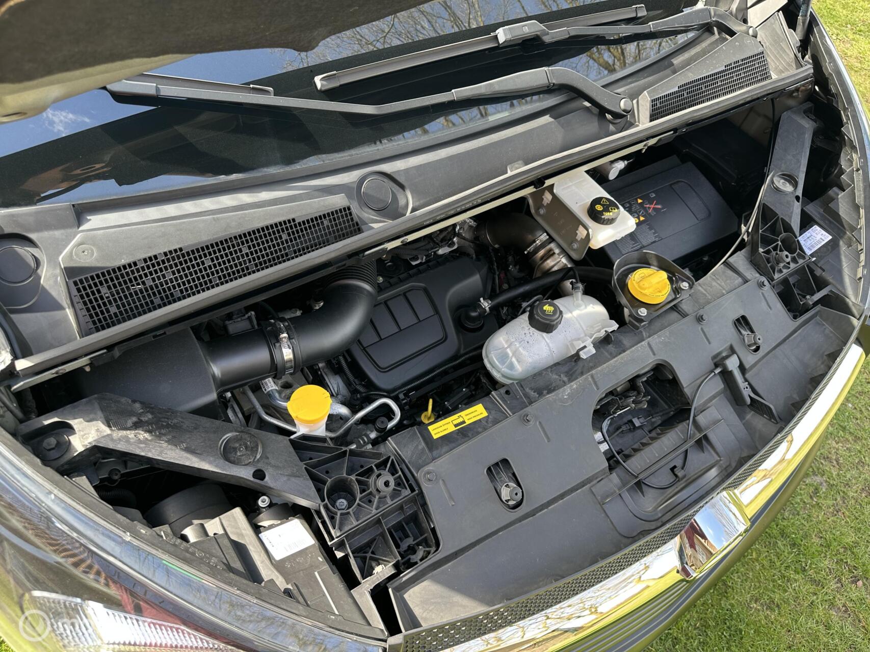 Foto van Opel Vivaro-b