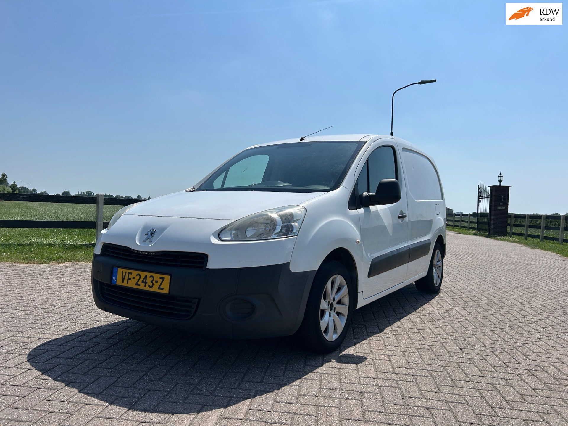 Foto van PEUGEOT PARTNER