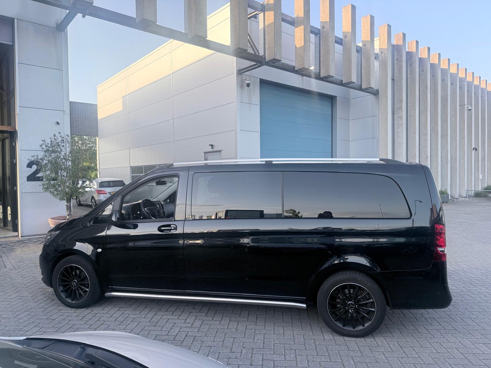 Foto van Mercedes-Benz Vito Tourer