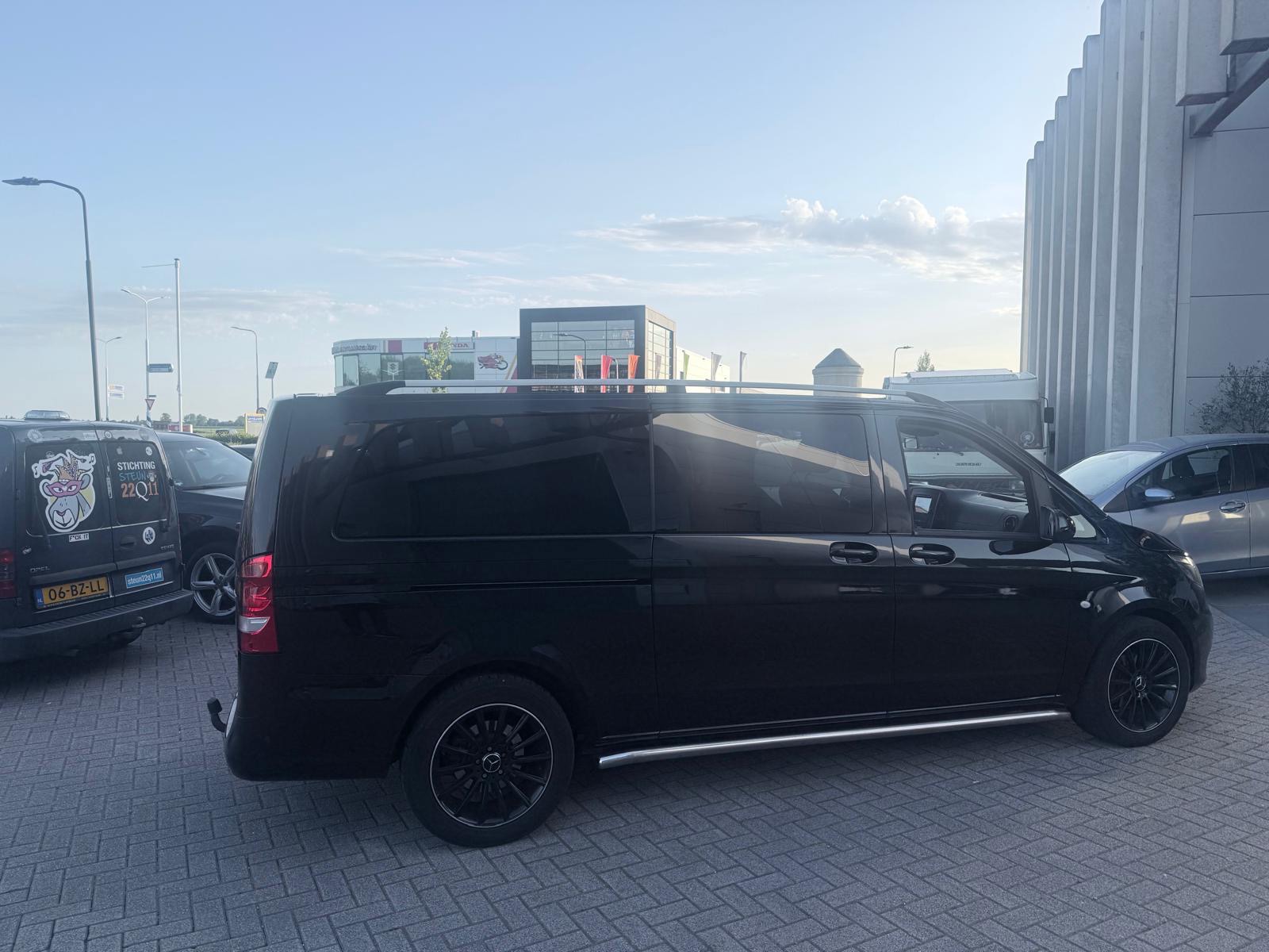 Foto van Mercedes-Benz Vito Tourer