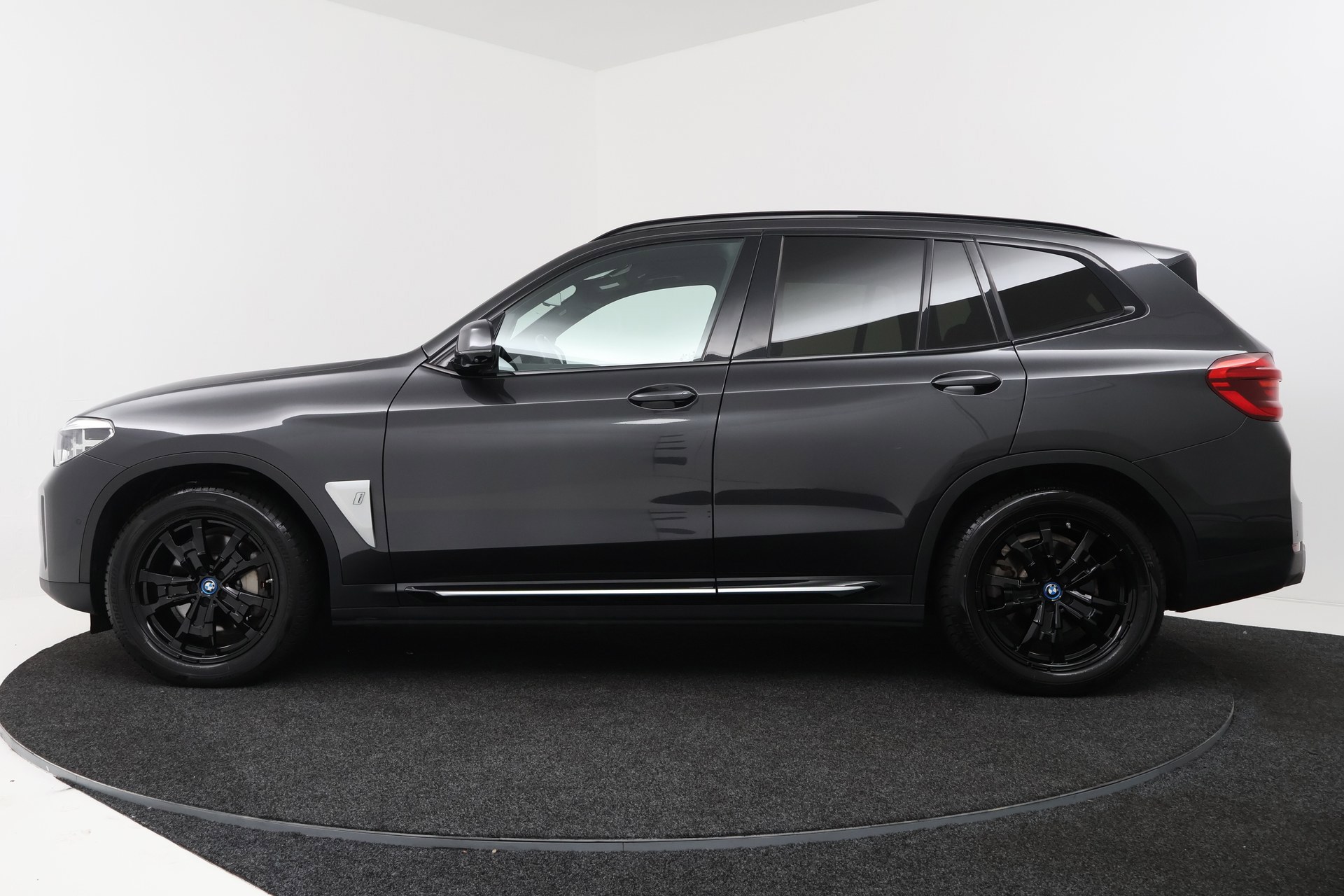 Foto van BMW Ix3