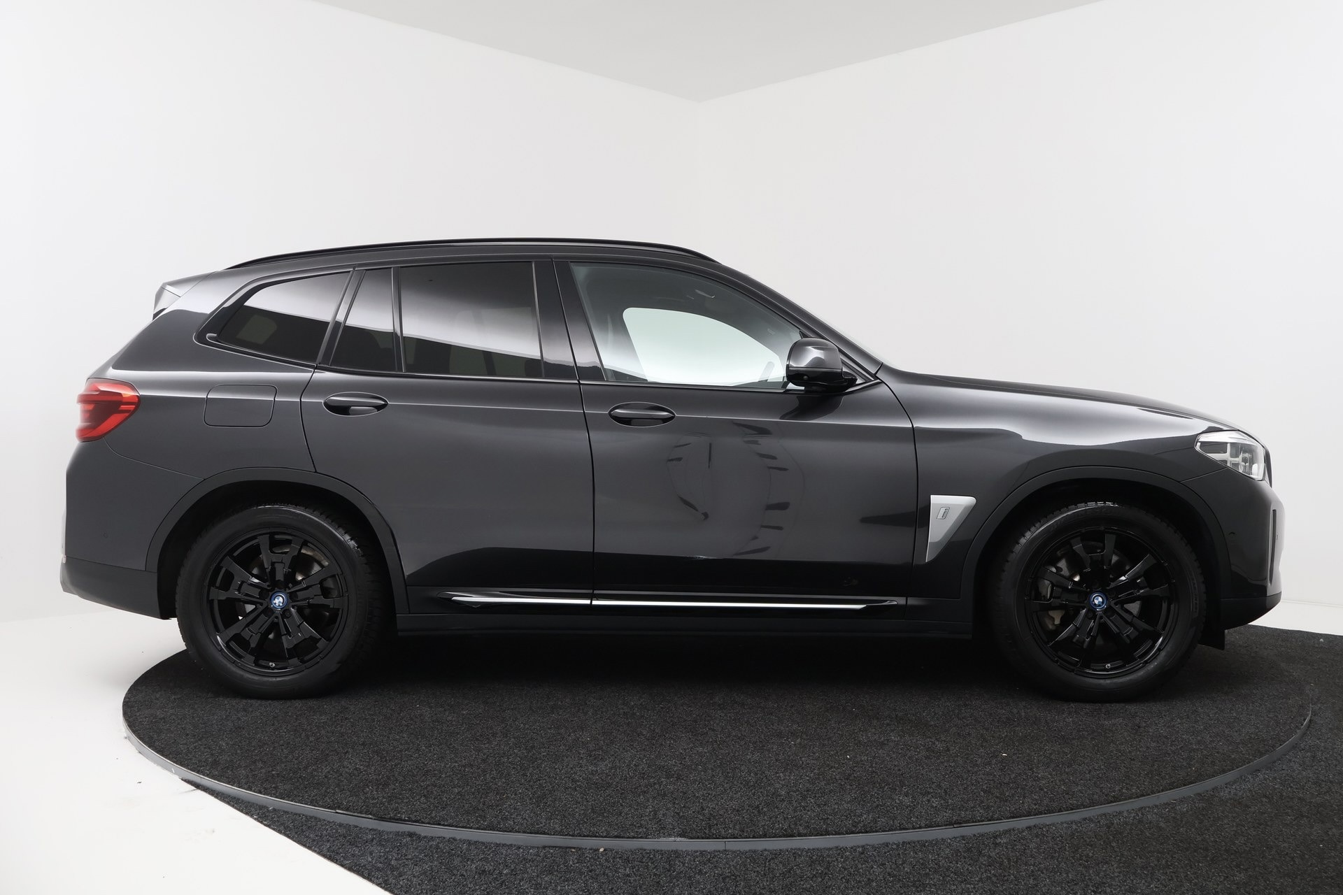 Foto van BMW Ix3