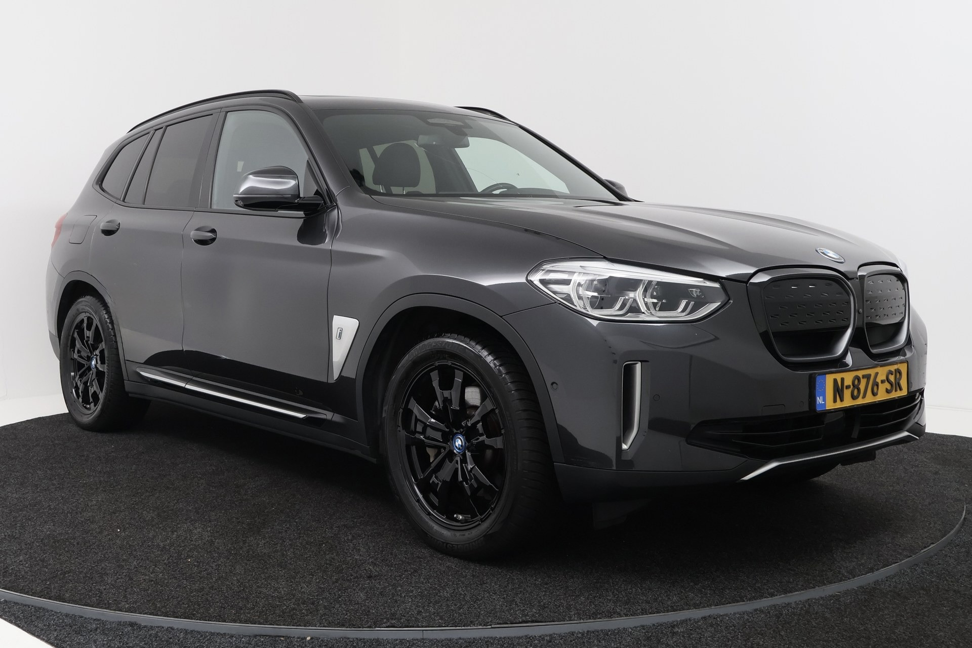 Foto van BMW Ix3