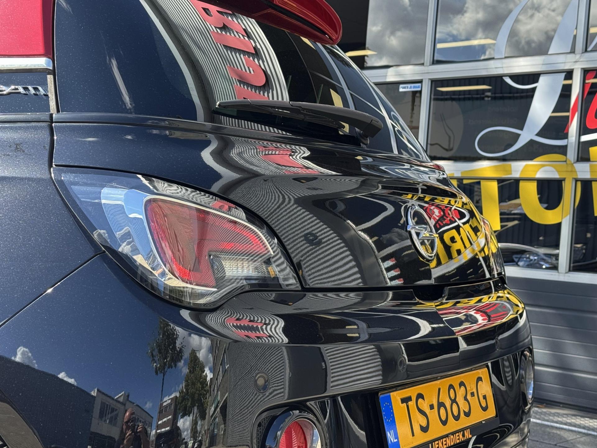 Foto van Opel Adam