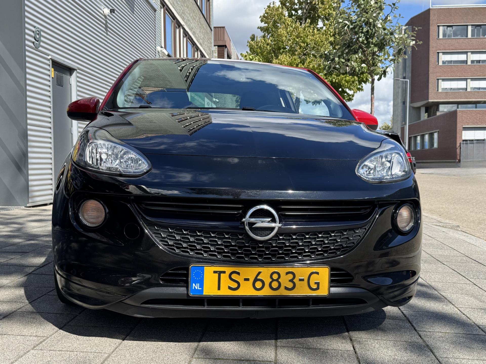 Foto van Opel Adam