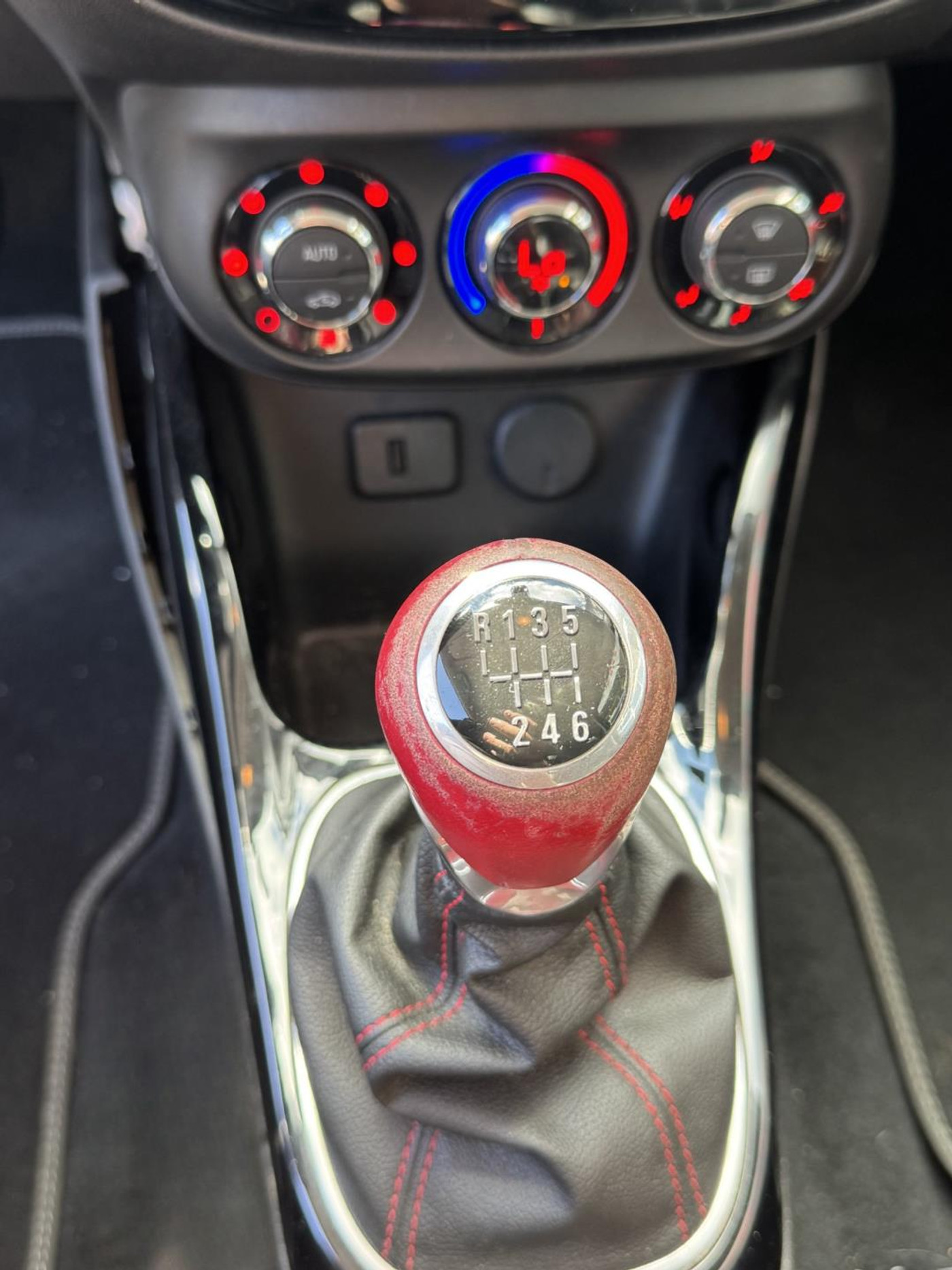 Foto van Opel Adam