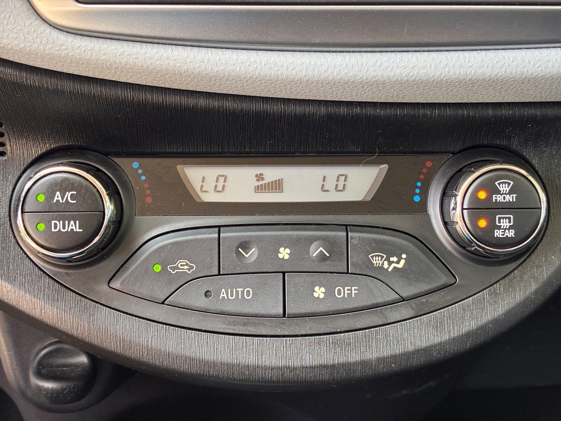 Foto van Toyota Toyota Yaris Hybrid