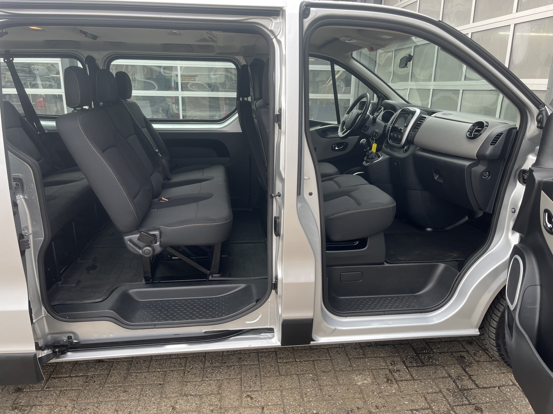 Foto van Renault Trafic Passenger
