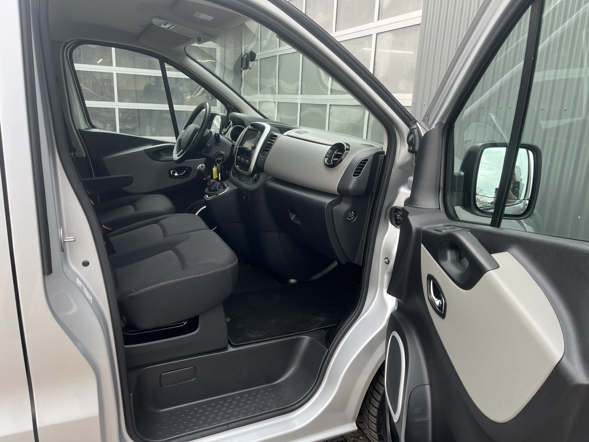 Foto van Renault Trafic Passenger
