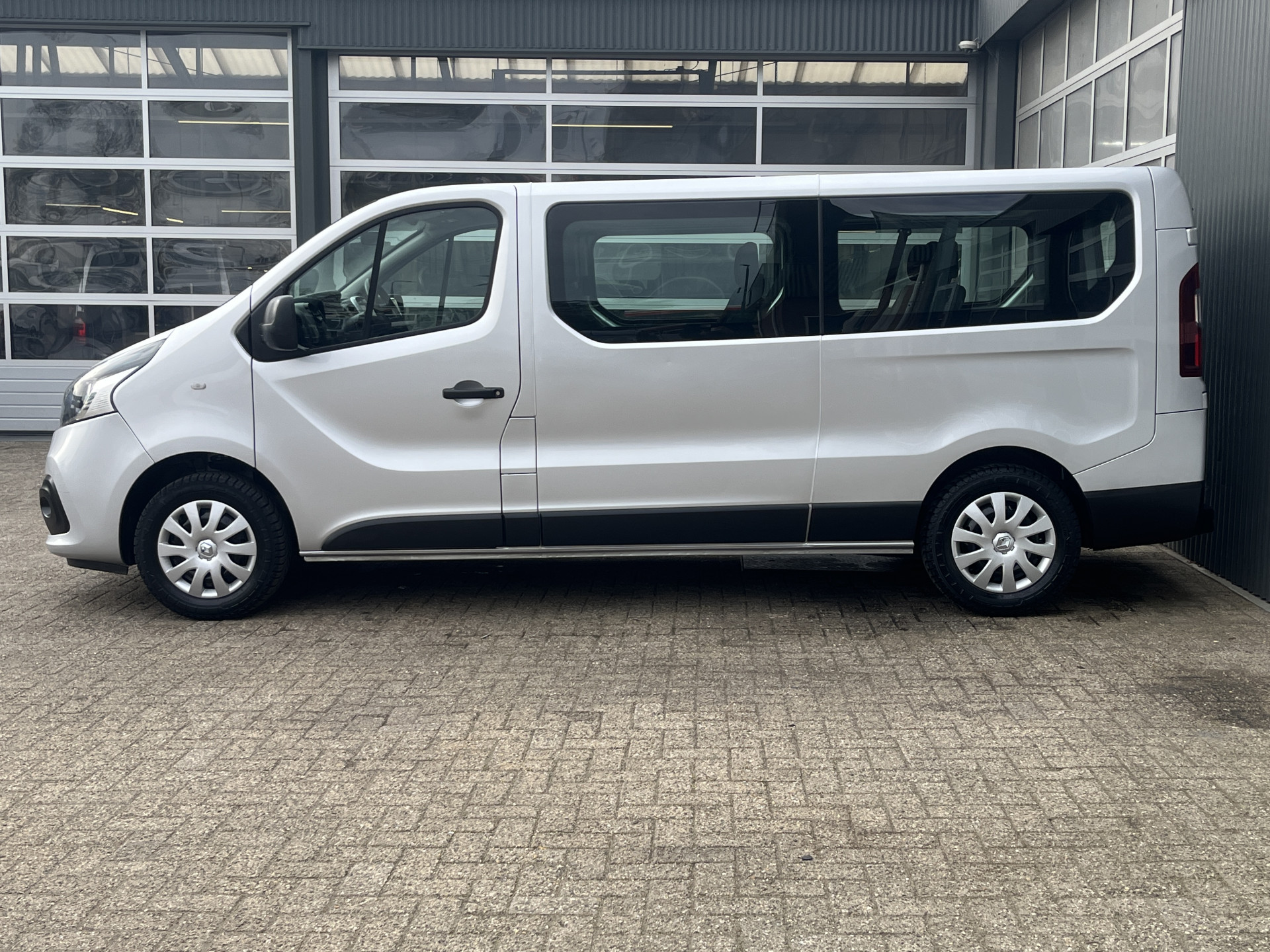 Foto van Renault Trafic Passenger