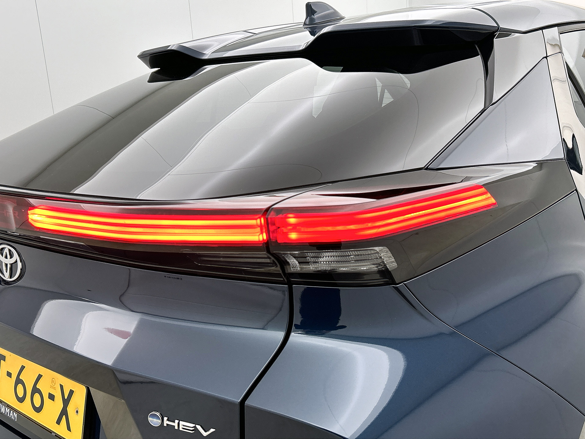 Foto van Toyota Toyota C-hr