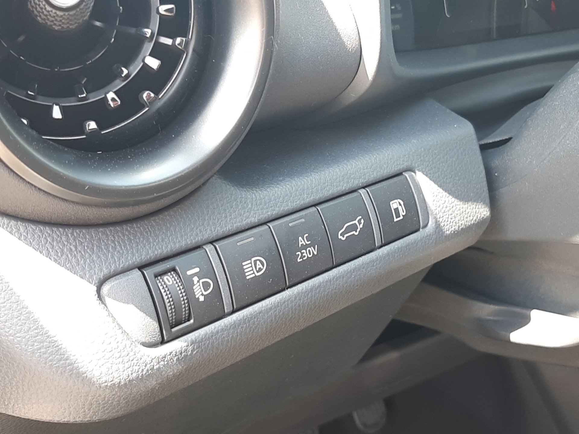 Foto van Toyota Toyota C-hr