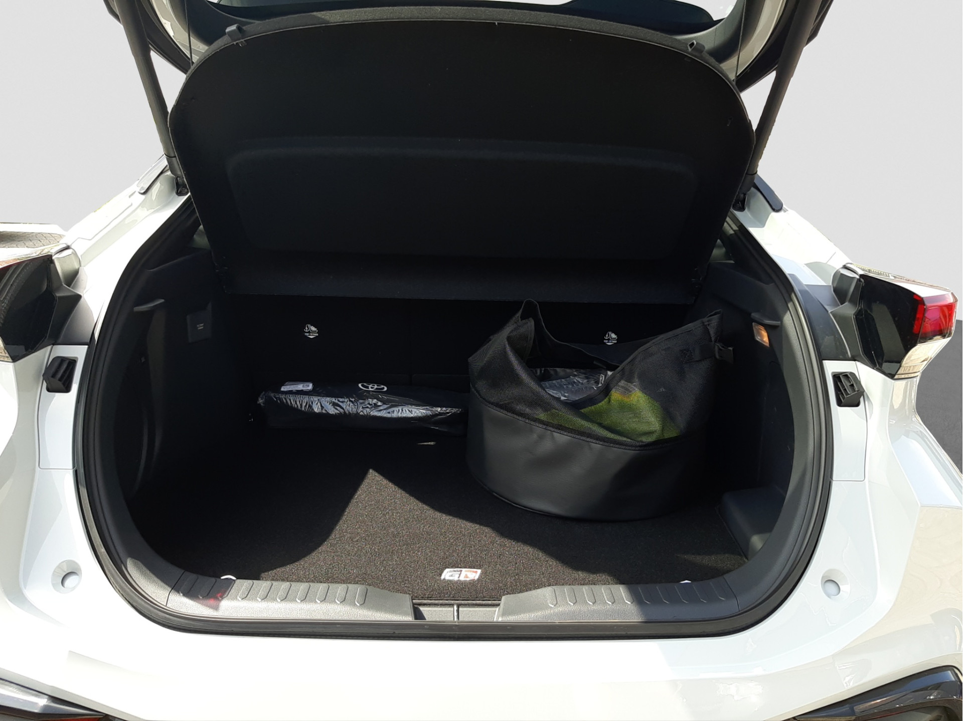 Foto van Toyota Toyota C-hr