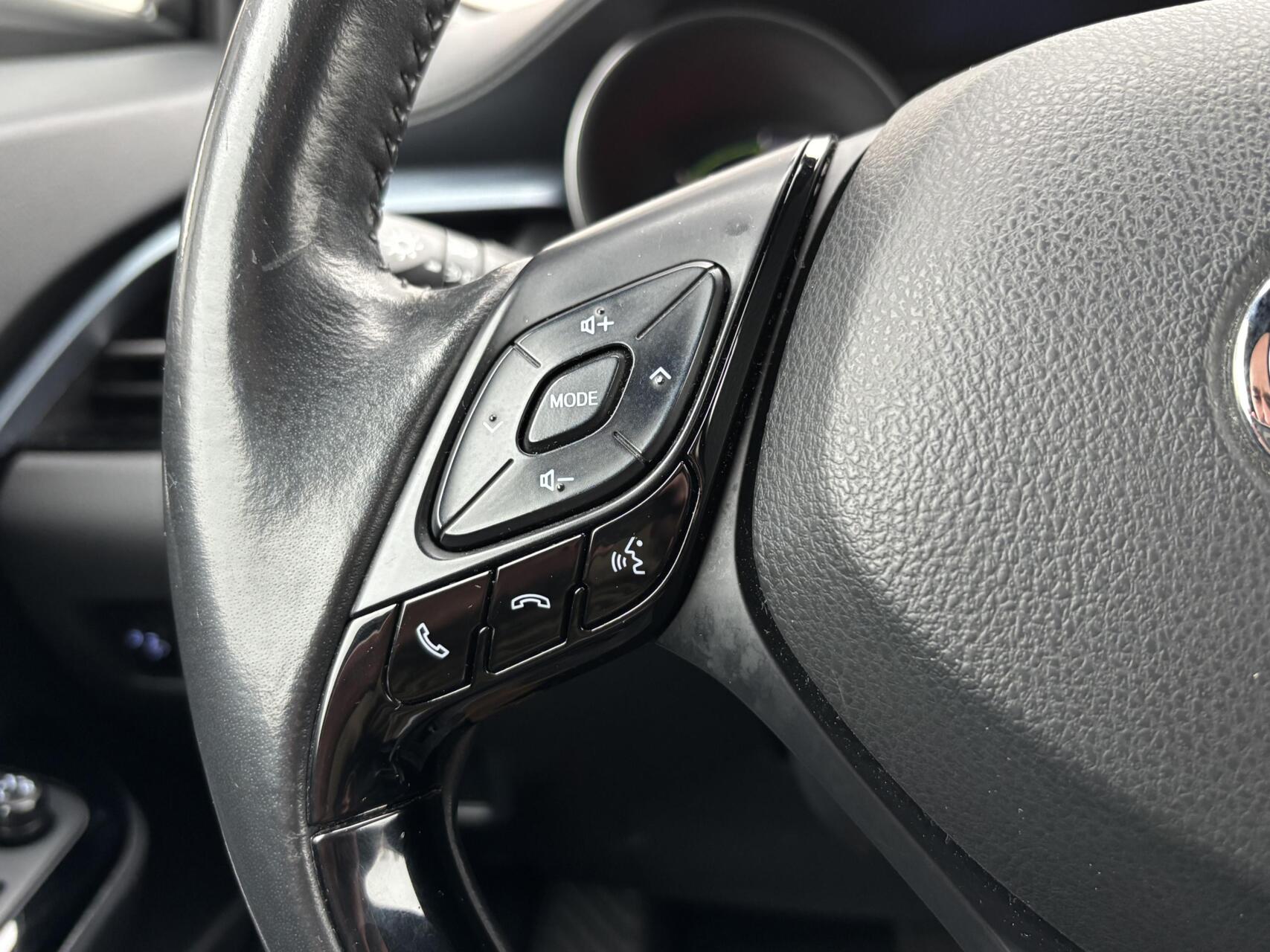 Foto van Toyota Toyota C-hr