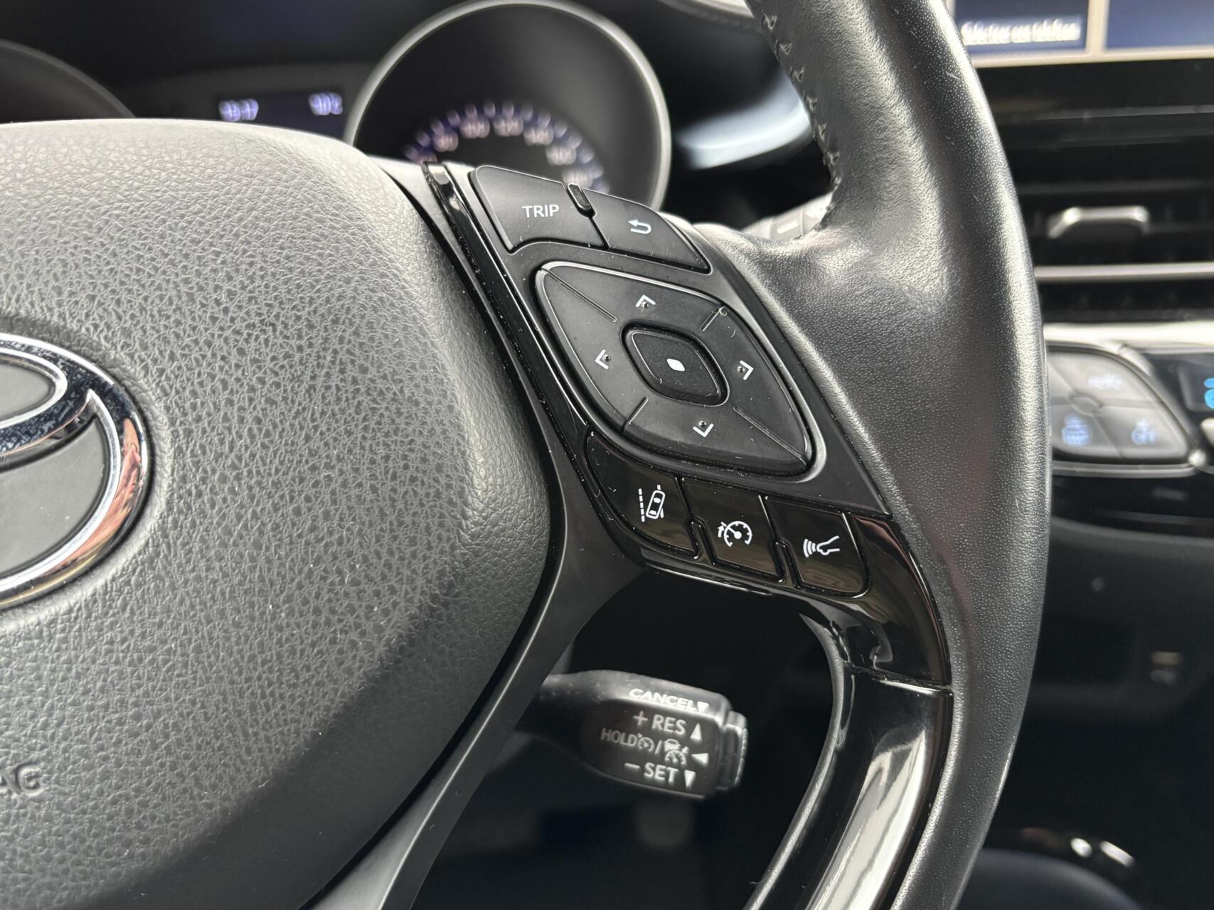 Foto van Toyota Toyota C-hr