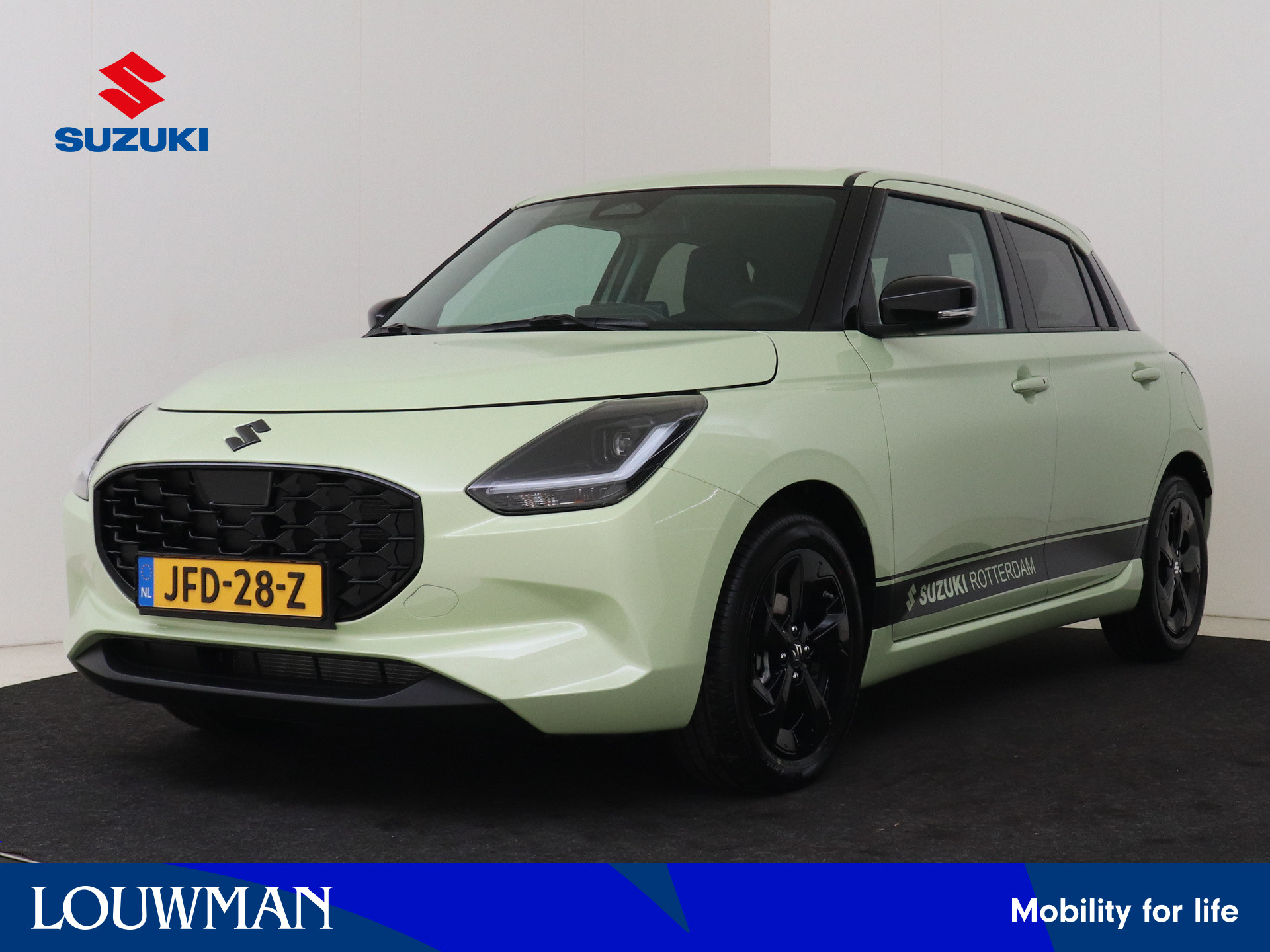 Suzuki Swift 1.2 Style Smart Hybrid 2025 - voorkant