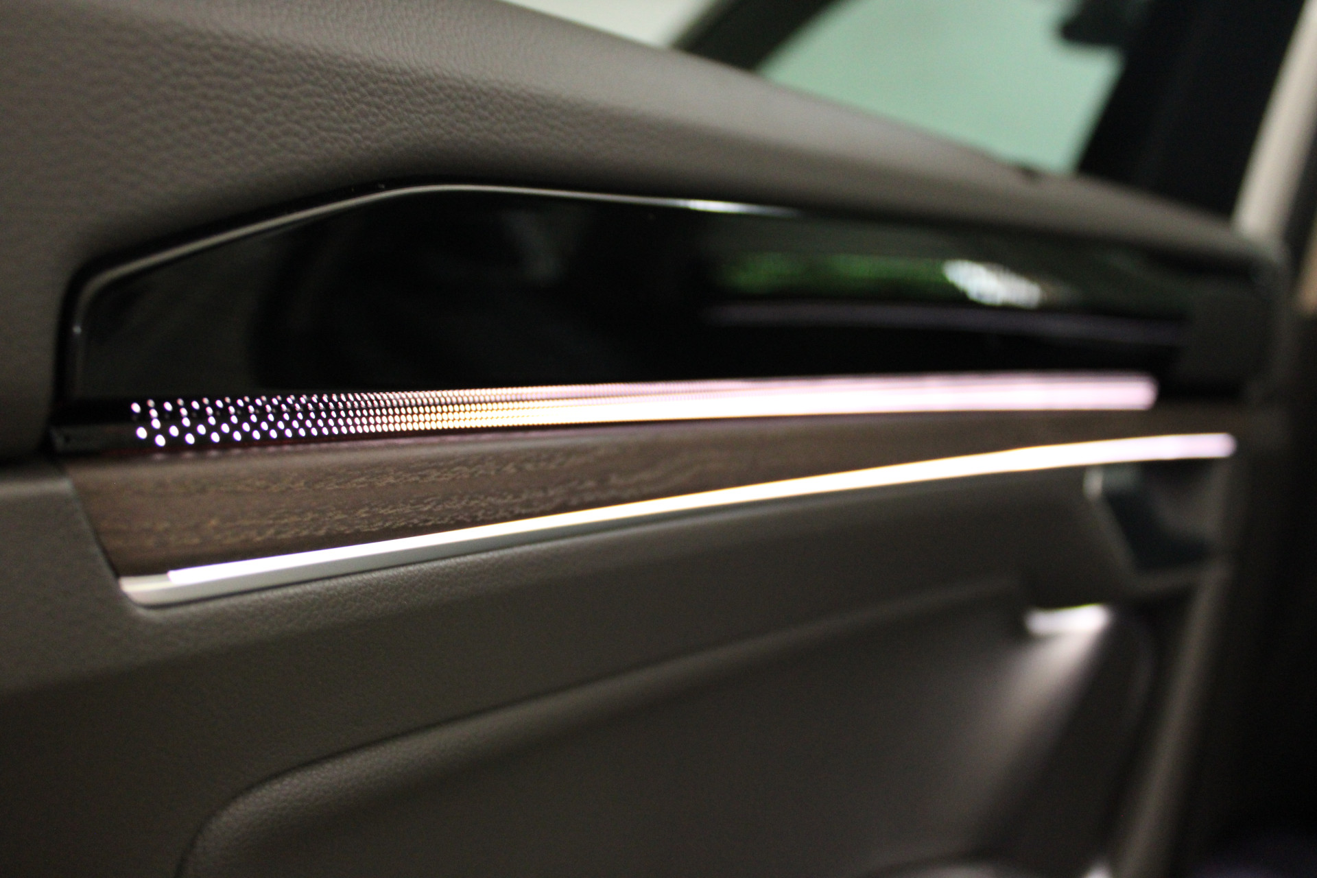 Foto van Volkswagen Touareg Ehybrid