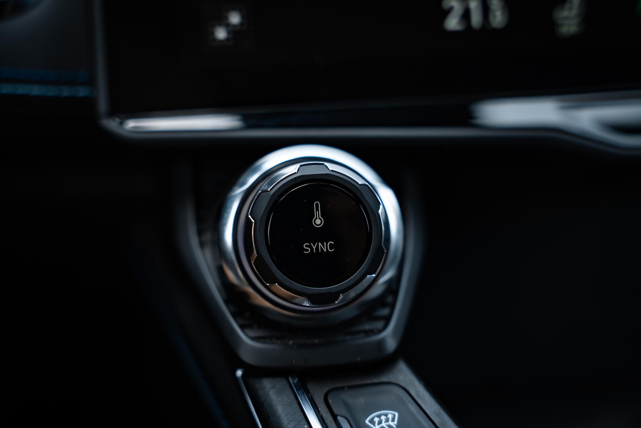 Foto van LYNK & Co 01