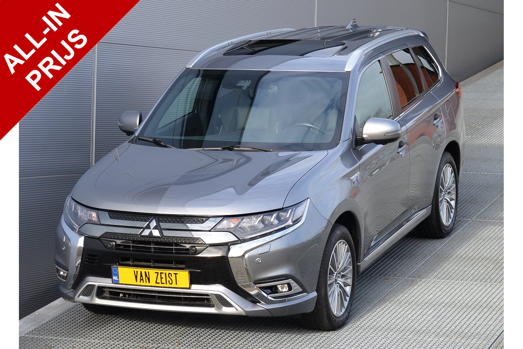 Foto van MITSUBISHI MITSUBISHI OUTLANDER