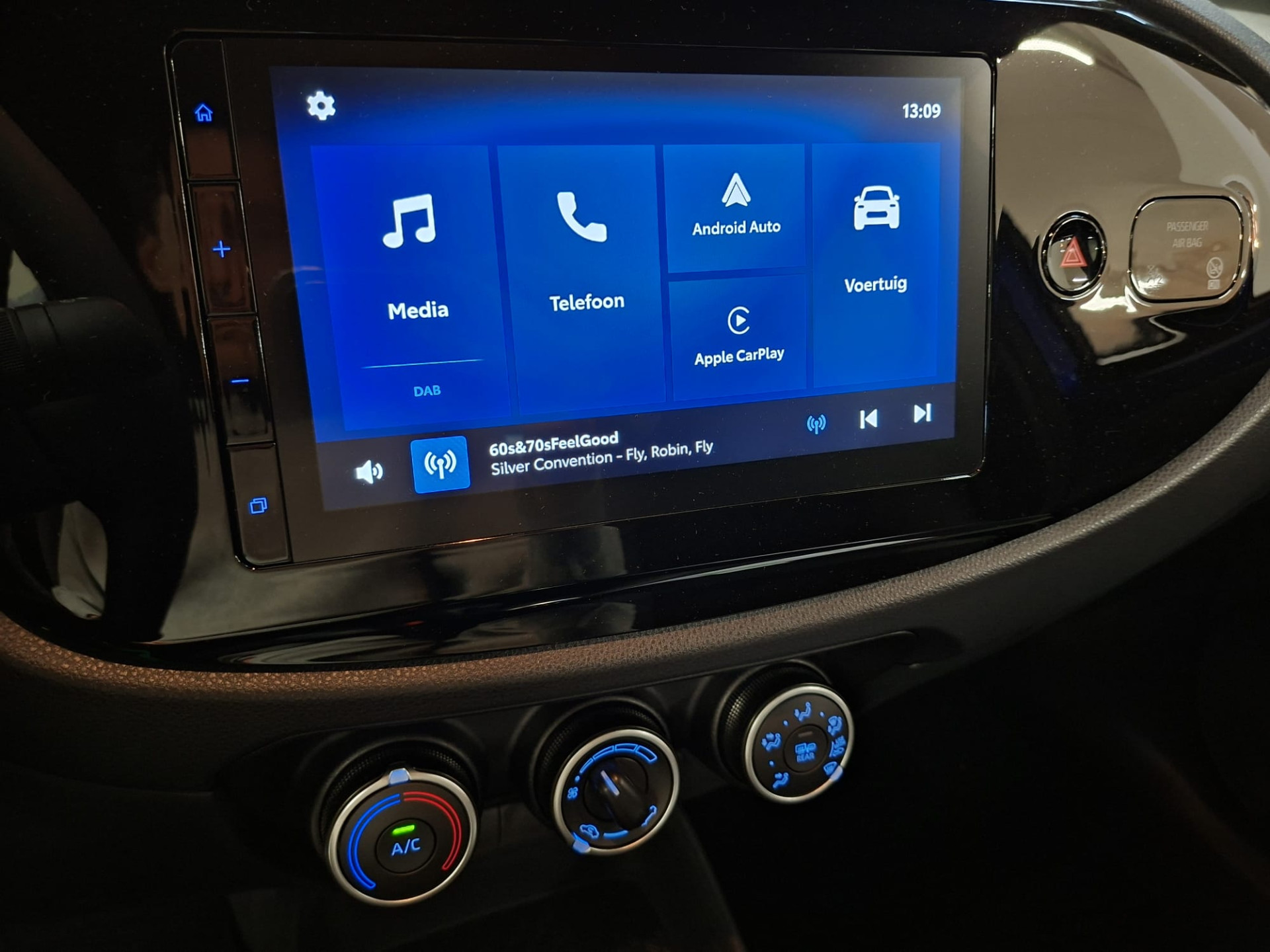 Foto van Toyota Toyota Aygo X