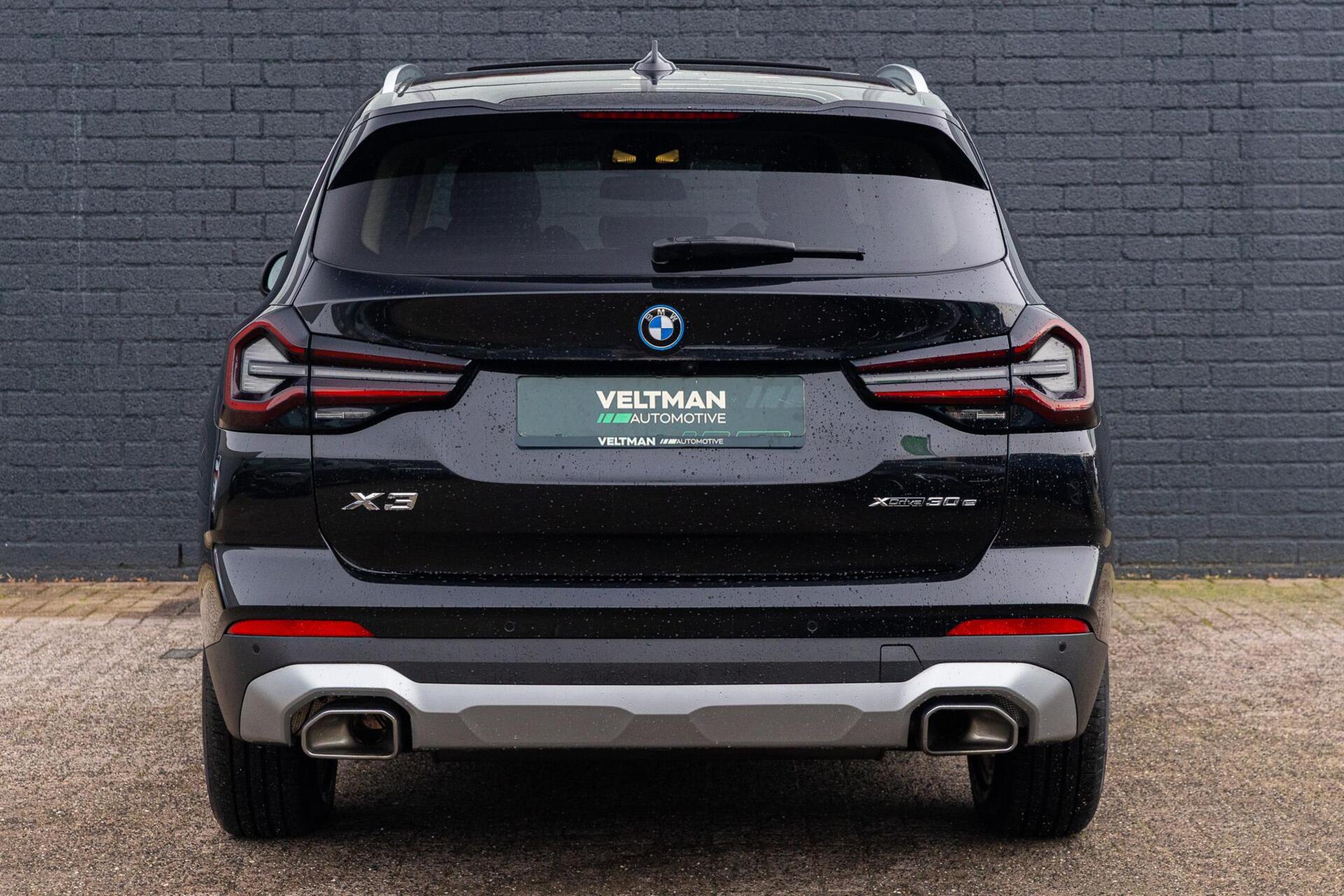 Foto van BMW X3 Xdrive30e