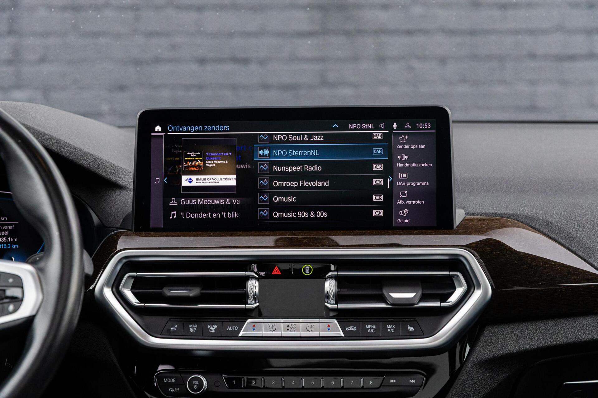 Foto van BMW X3 Xdrive30e
