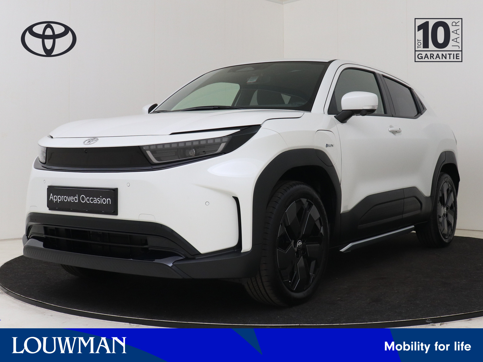 Toyota Urban Cruiser Executive 61 kWh 2026 - voorkant