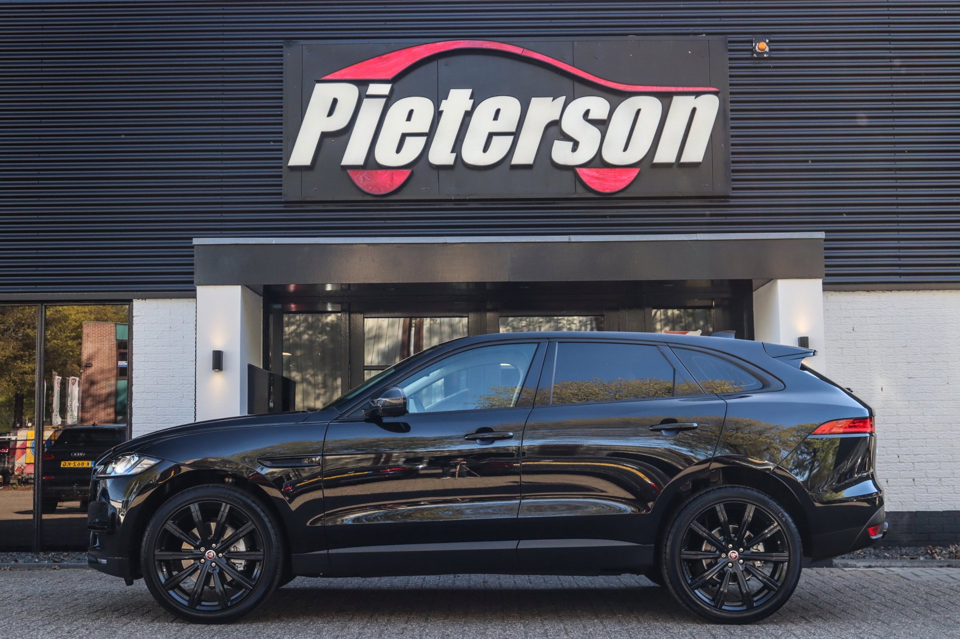 Foto van Jaguar Jaguar F-pace