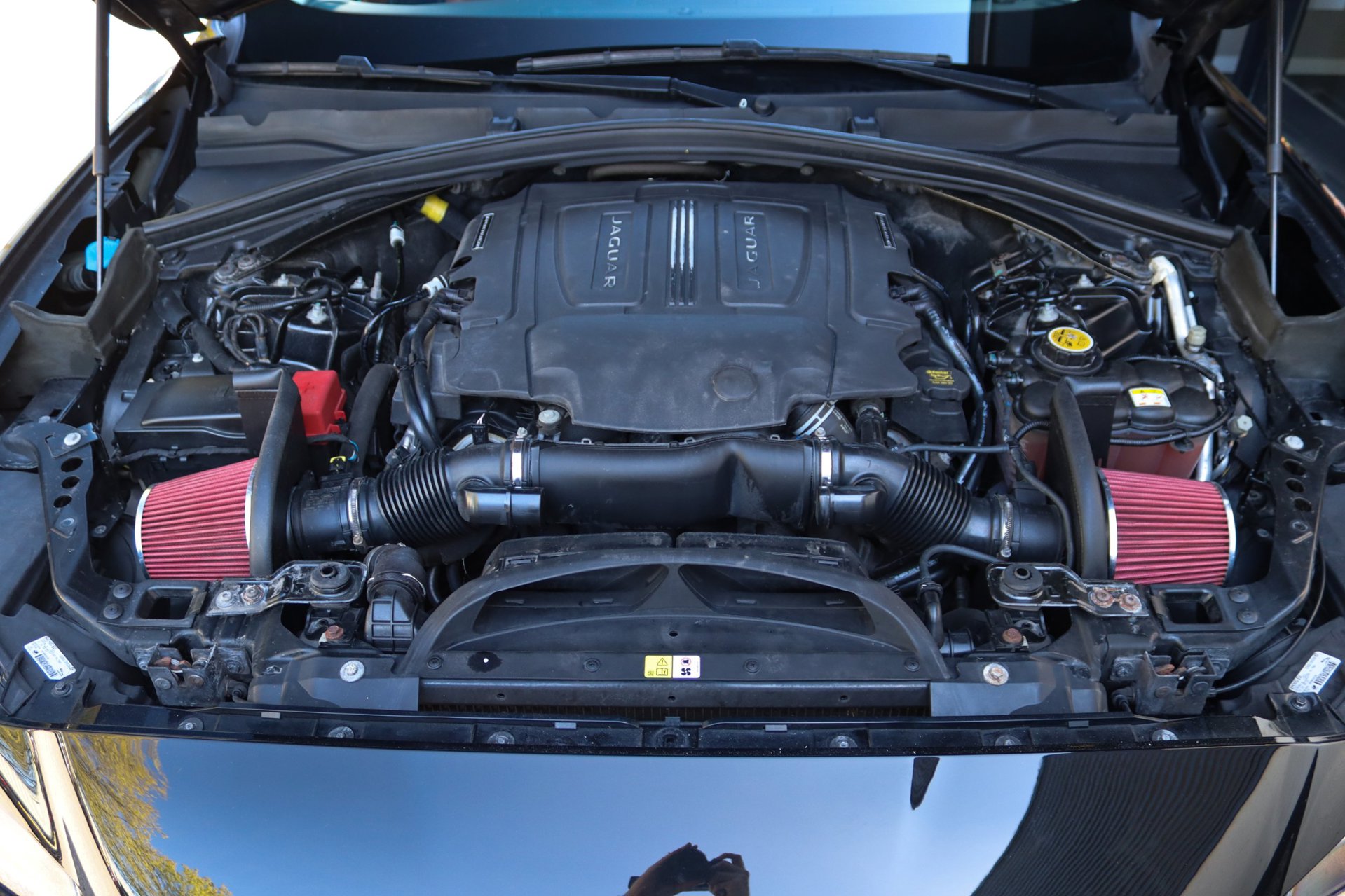 Foto van Jaguar Jaguar F-pace