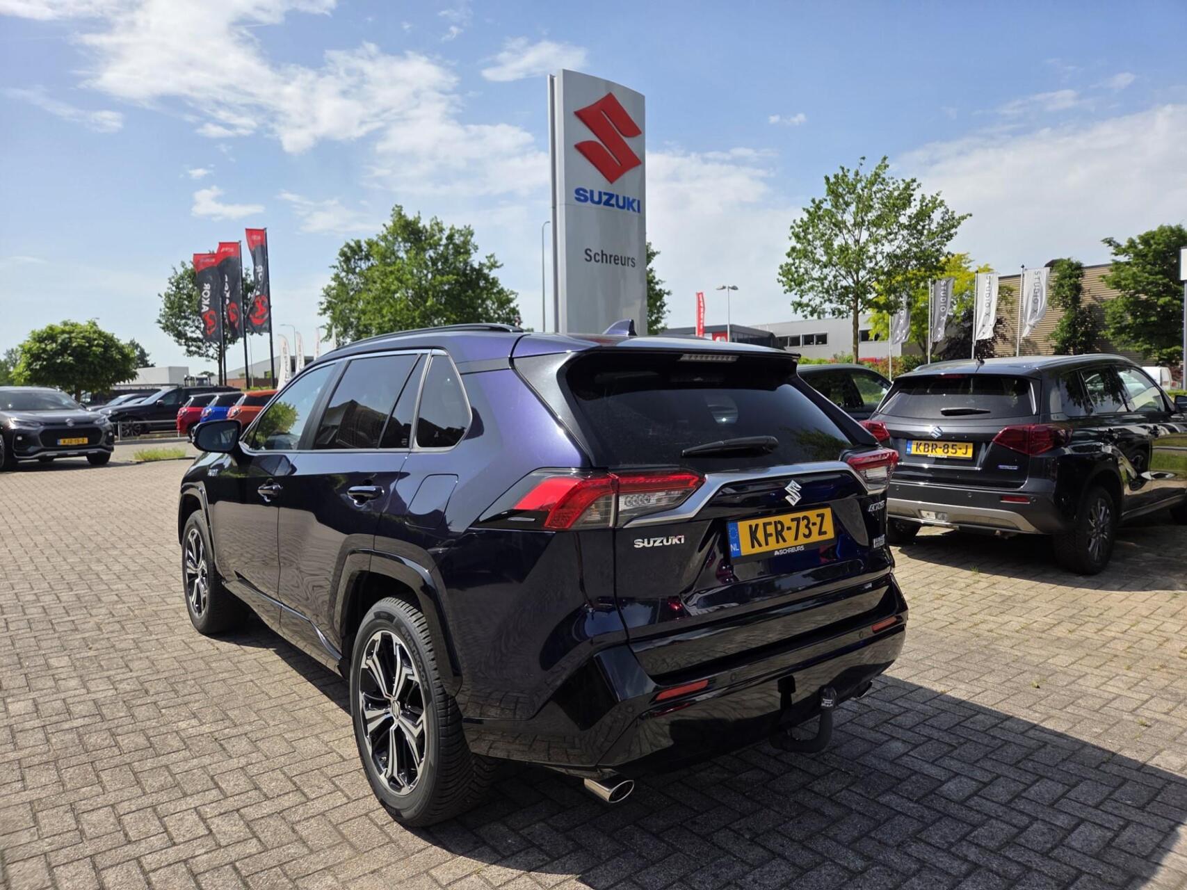 Foto van Suzuki Suzuki Across