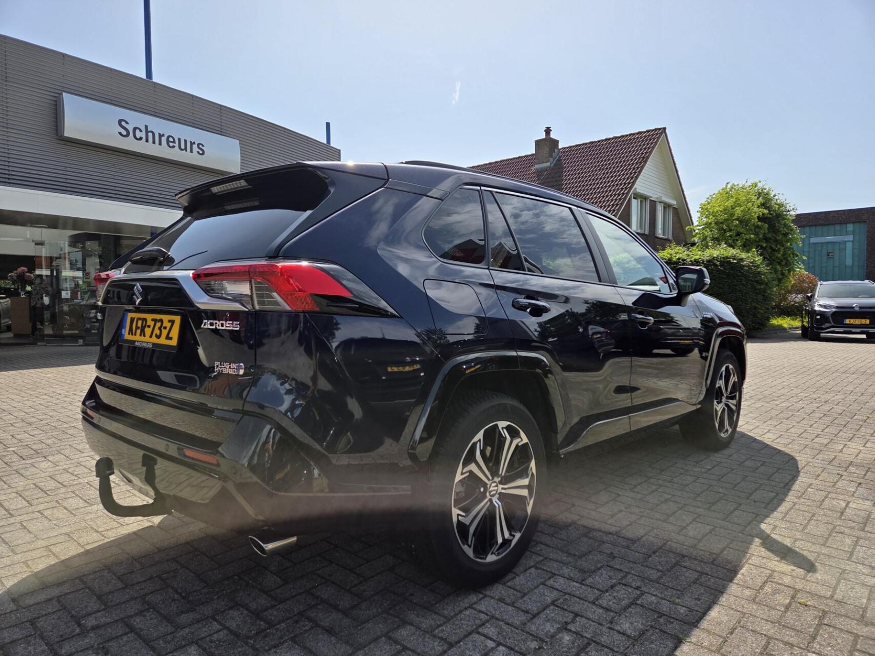 Foto van Suzuki Suzuki Across