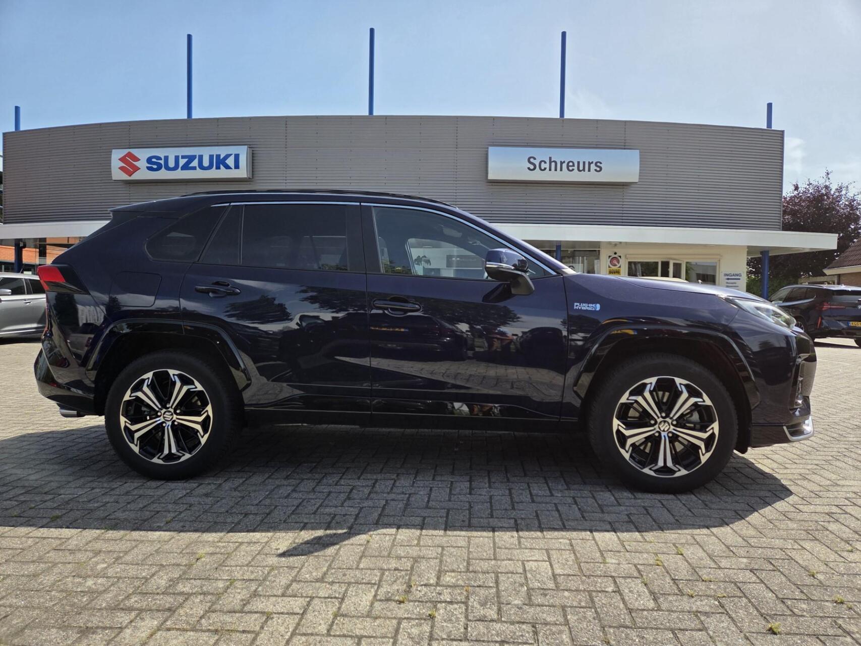 Foto van Suzuki Suzuki Across