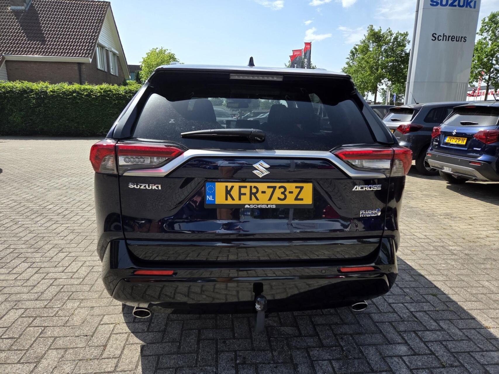 Foto van Suzuki Suzuki Across